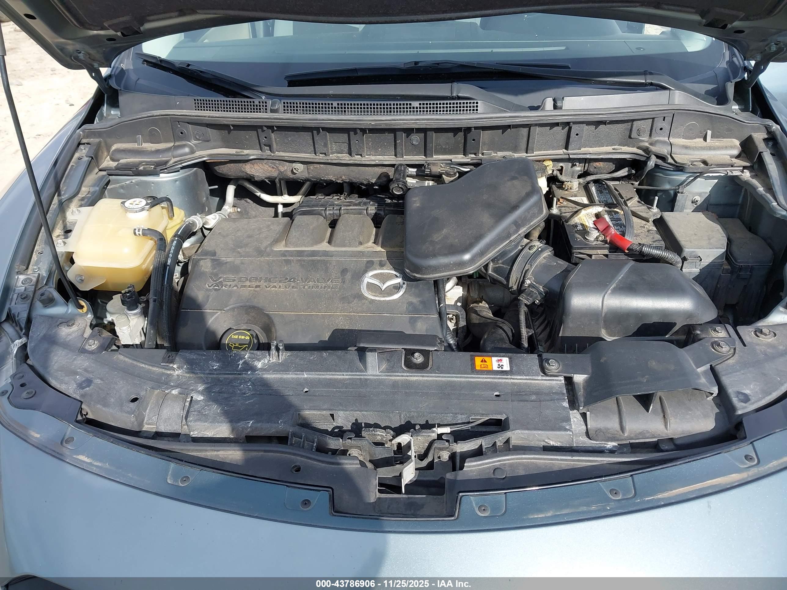 MAZDA CX-9 image 10