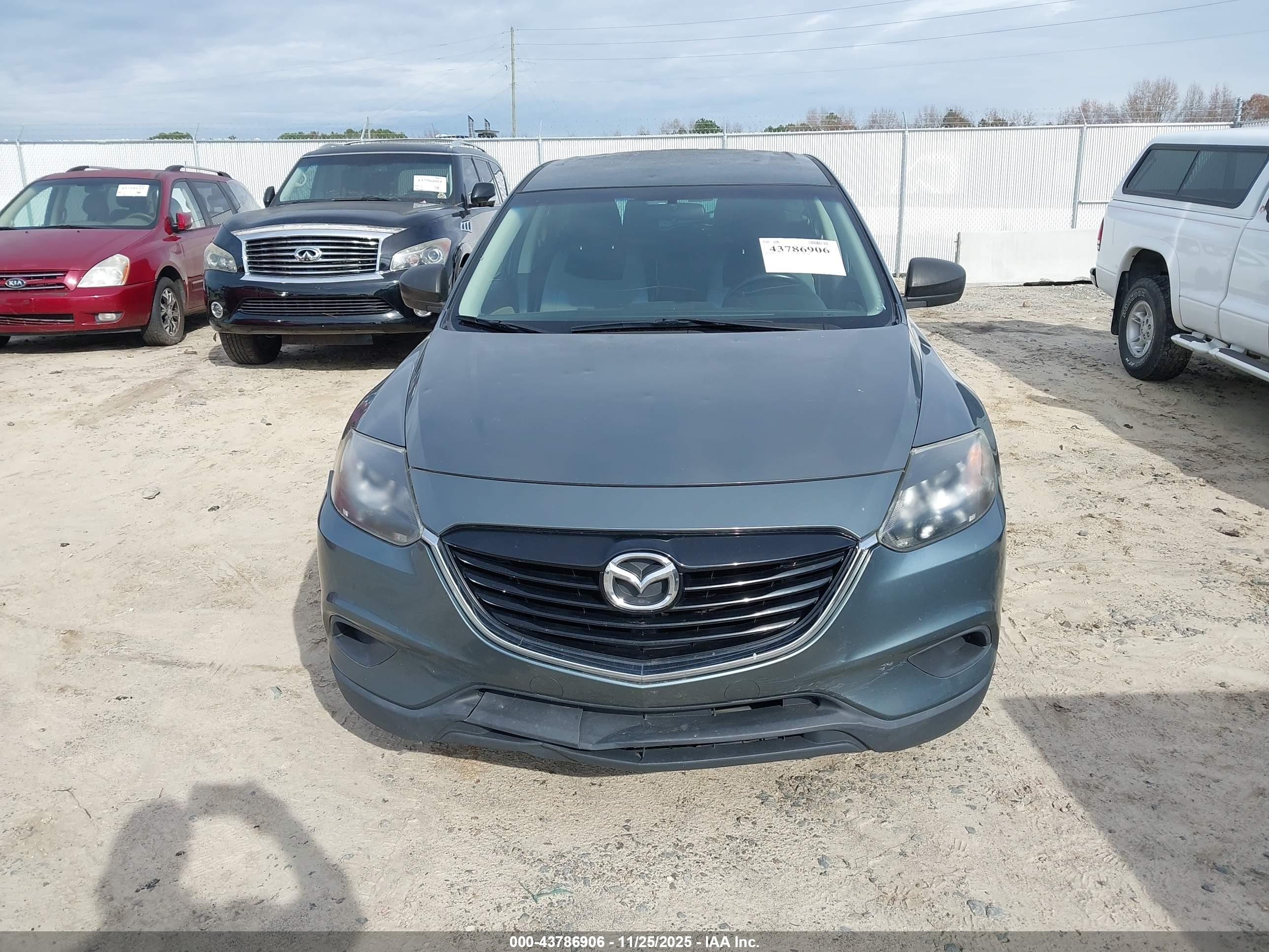 MAZDA CX-9 image 6
