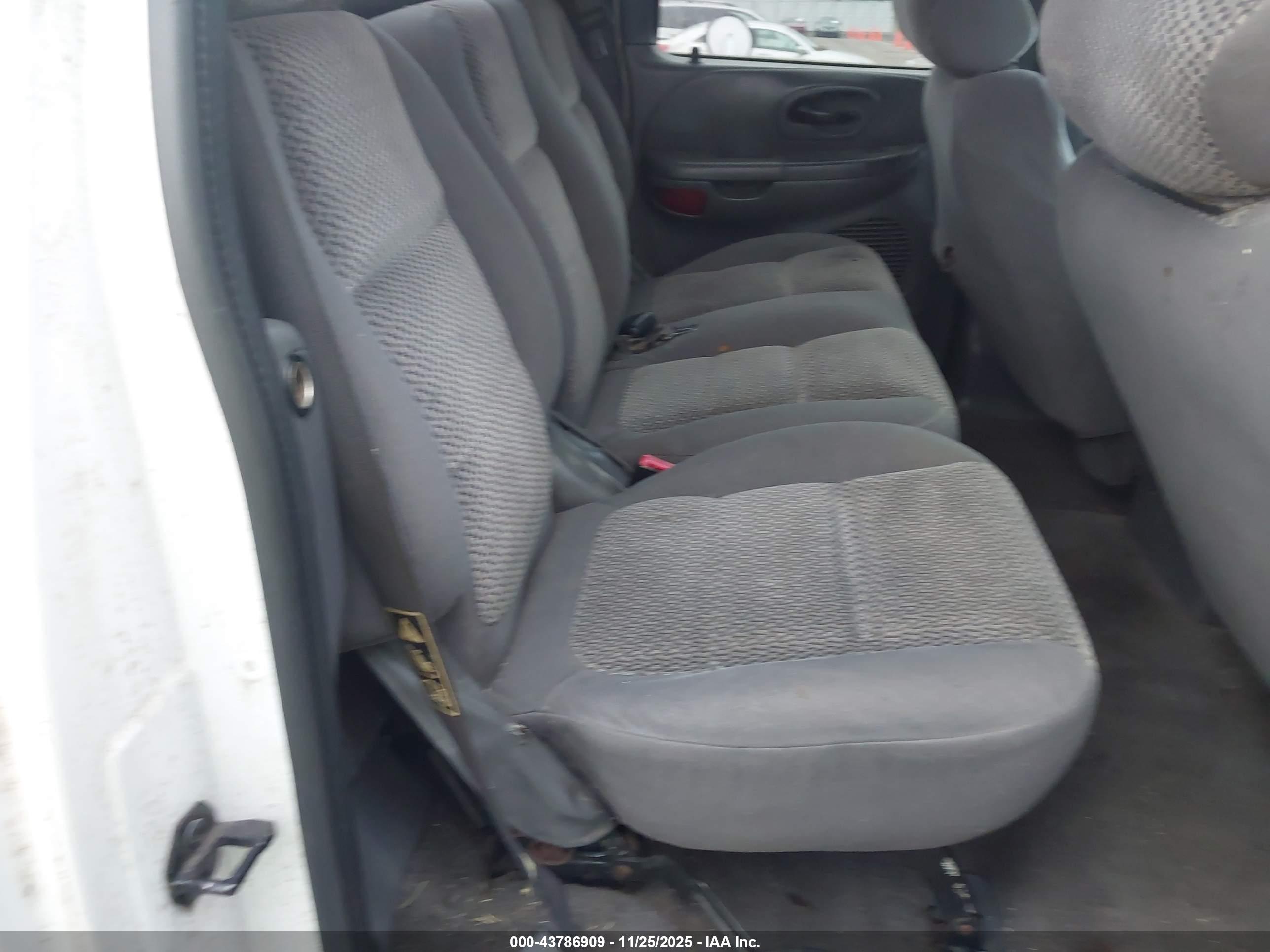 FORD F-150 image 8