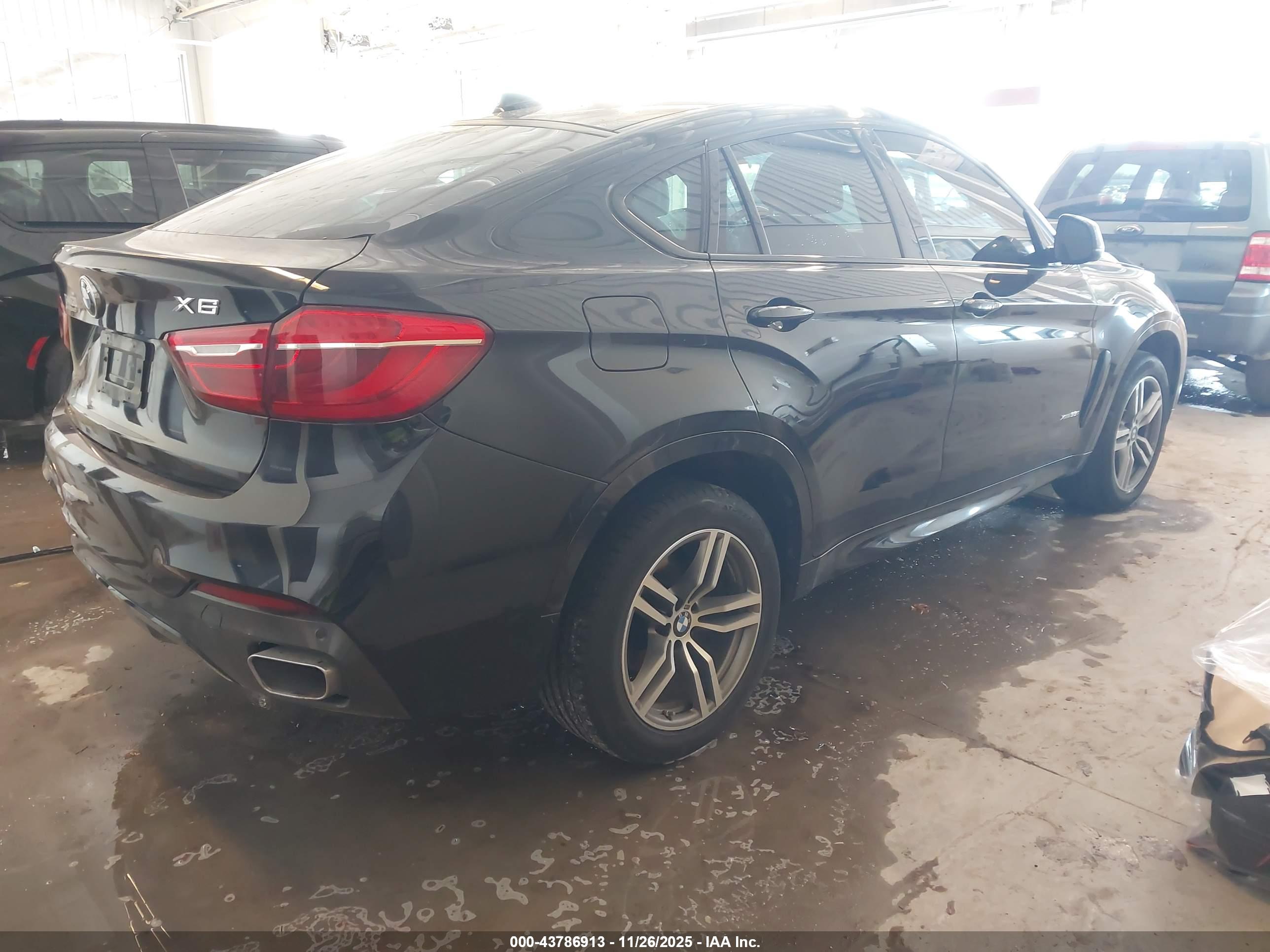 BMW X6 image 4
