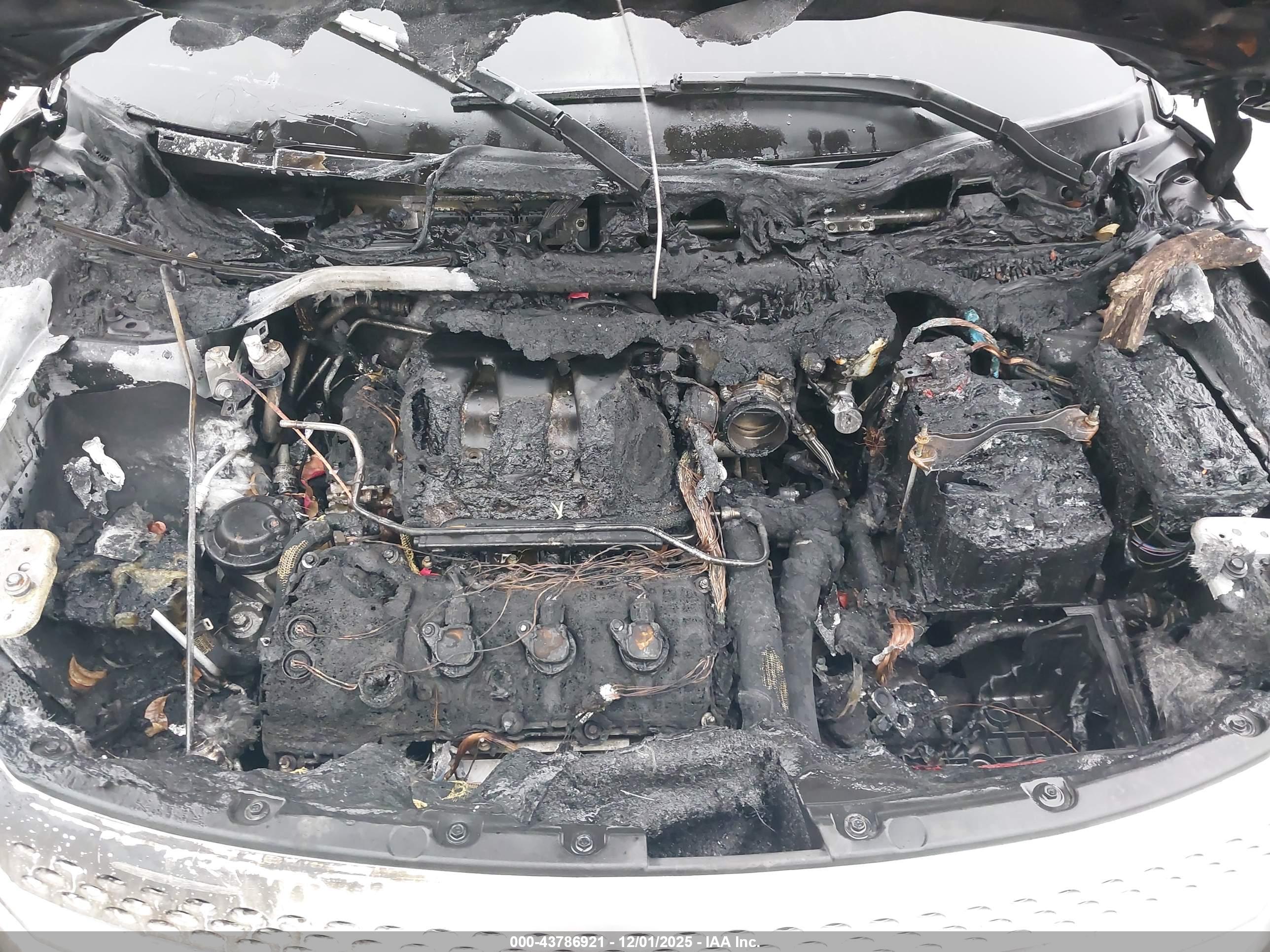 FORD EXPLORER image 10