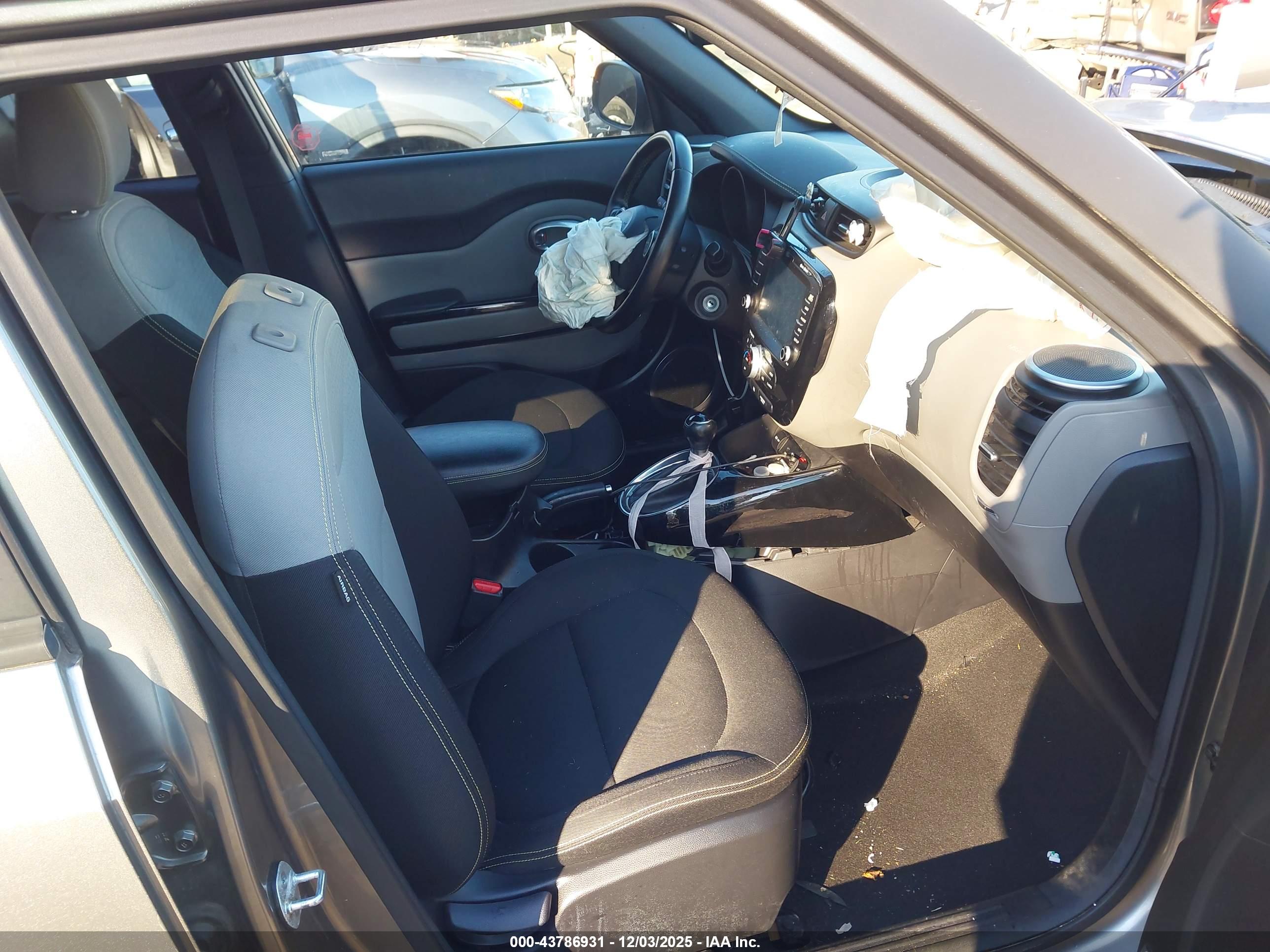 KIA SOUL image 5