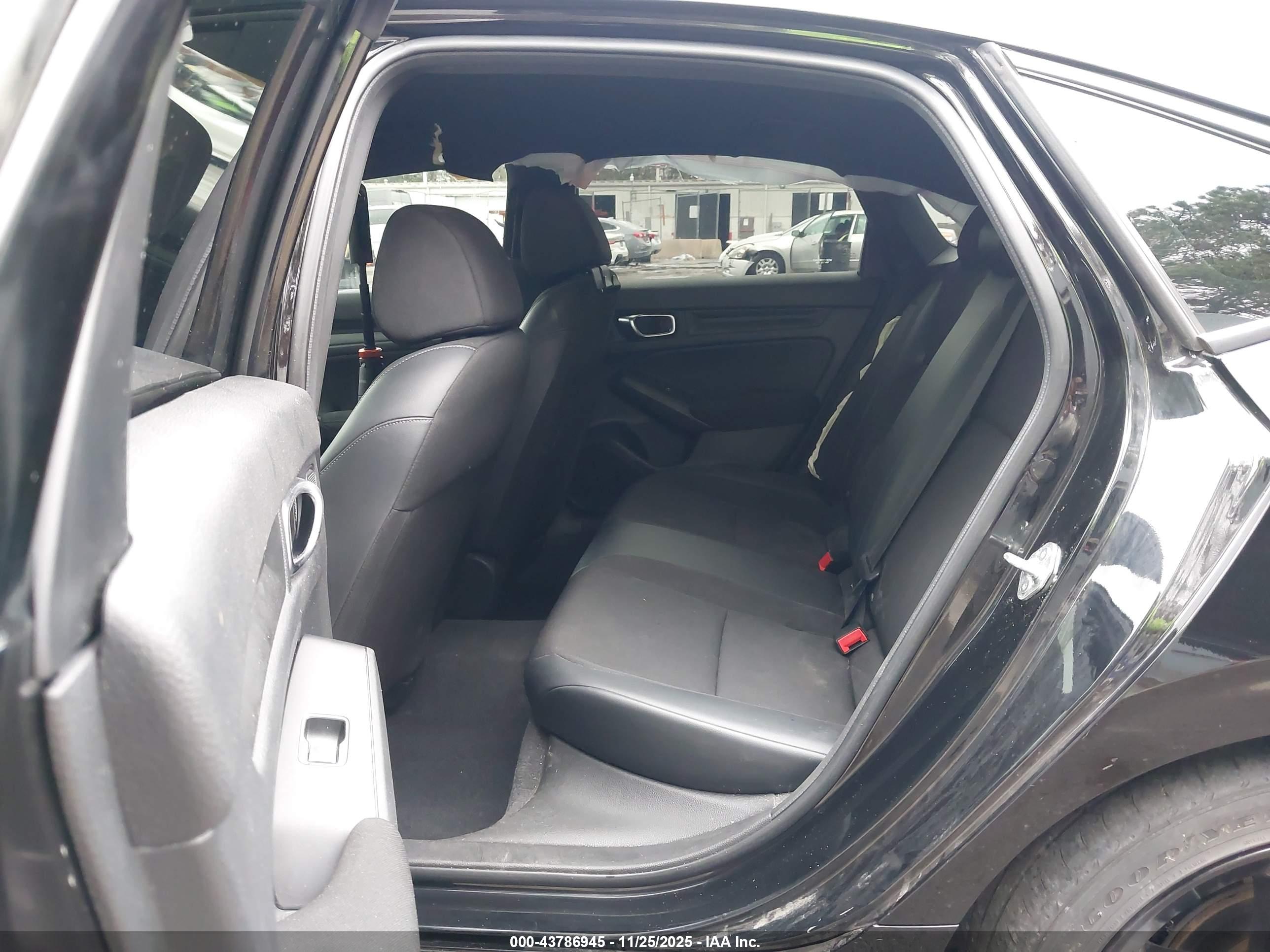 HONDA CIVIC image 8