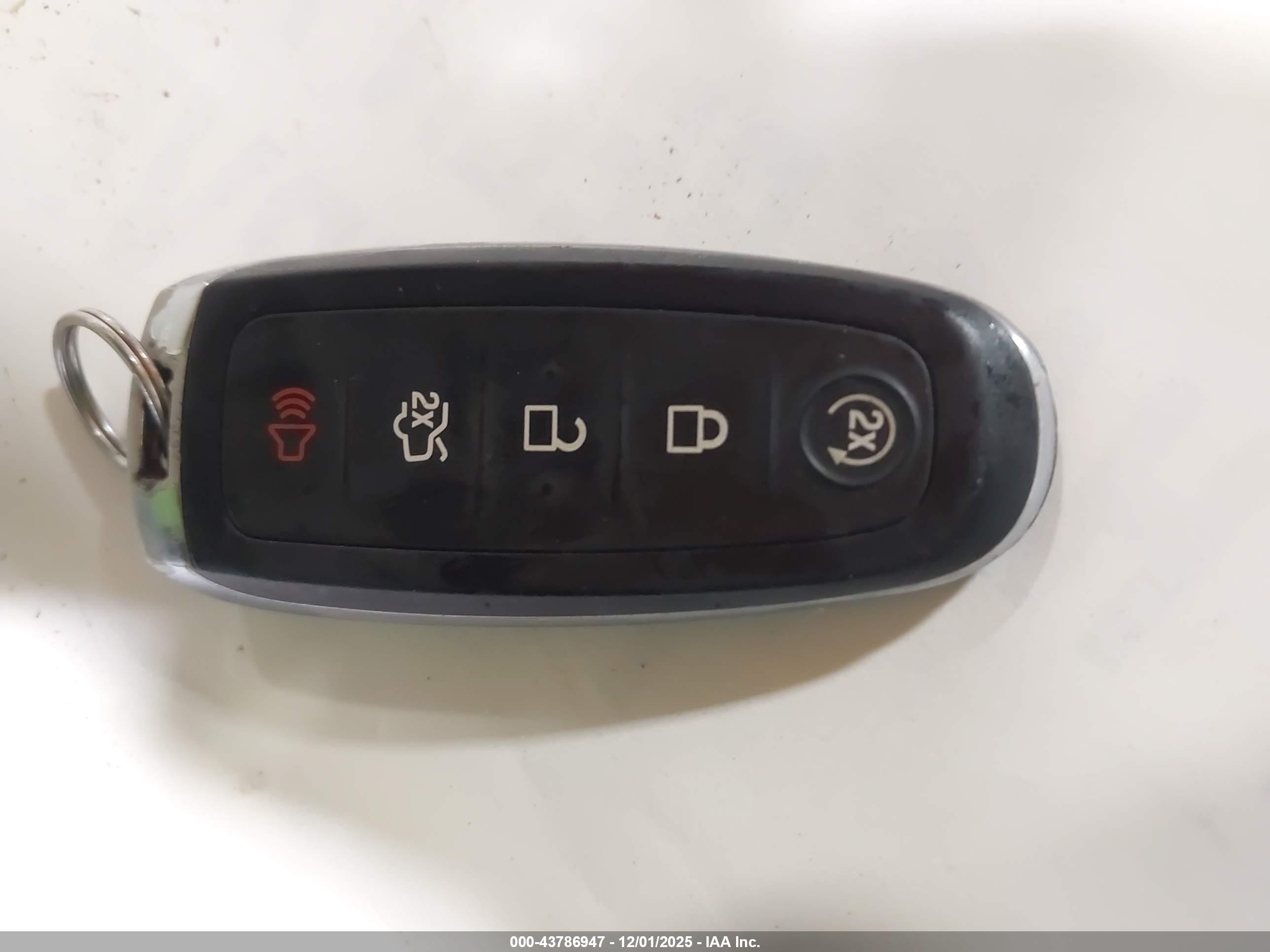 FORD EDGE image 11