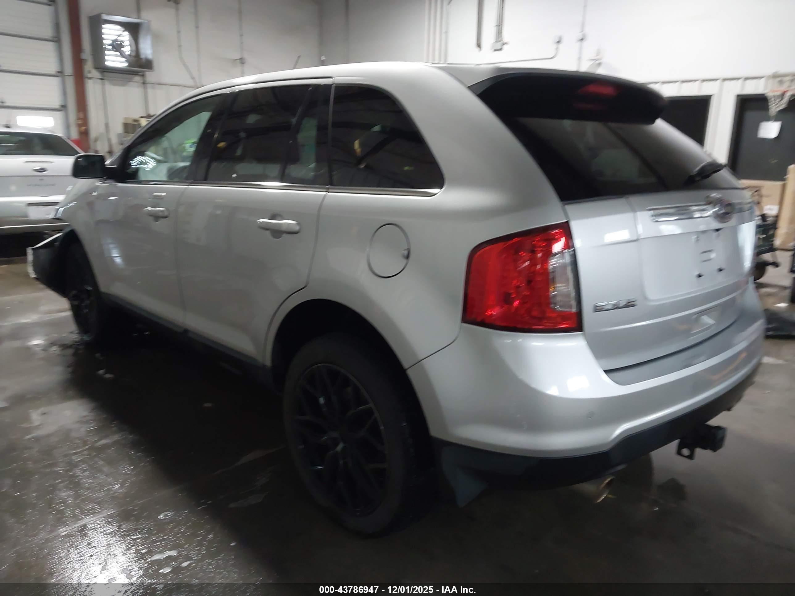 FORD EDGE image 3