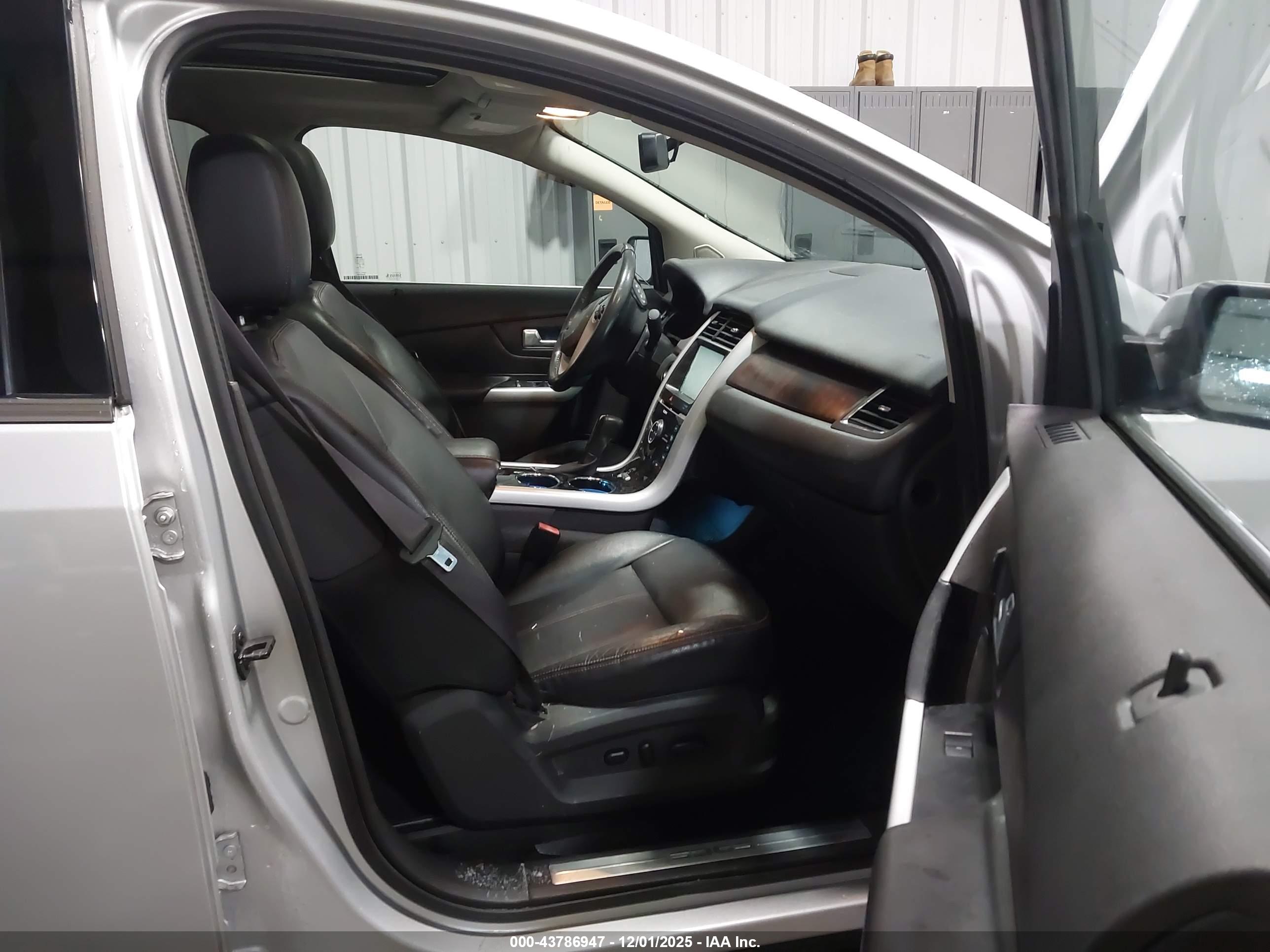 FORD EDGE image 5