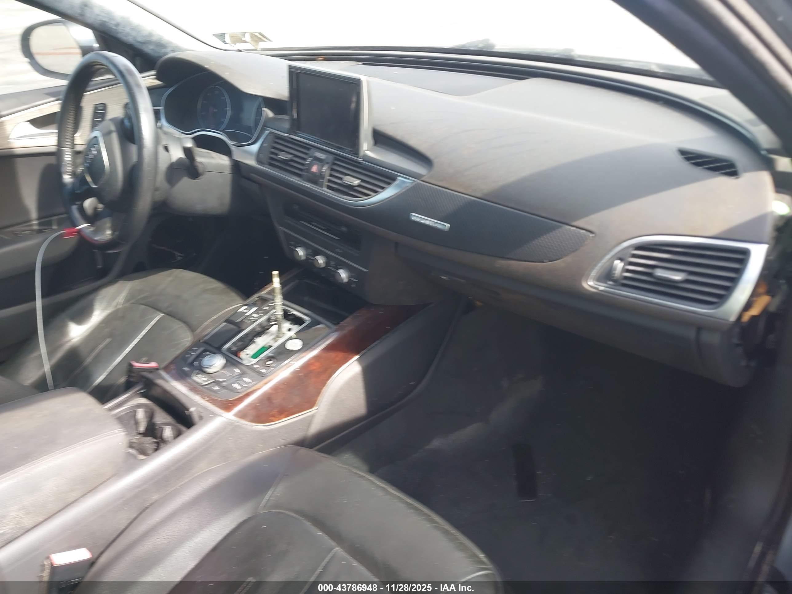 AUDI A6 image 5