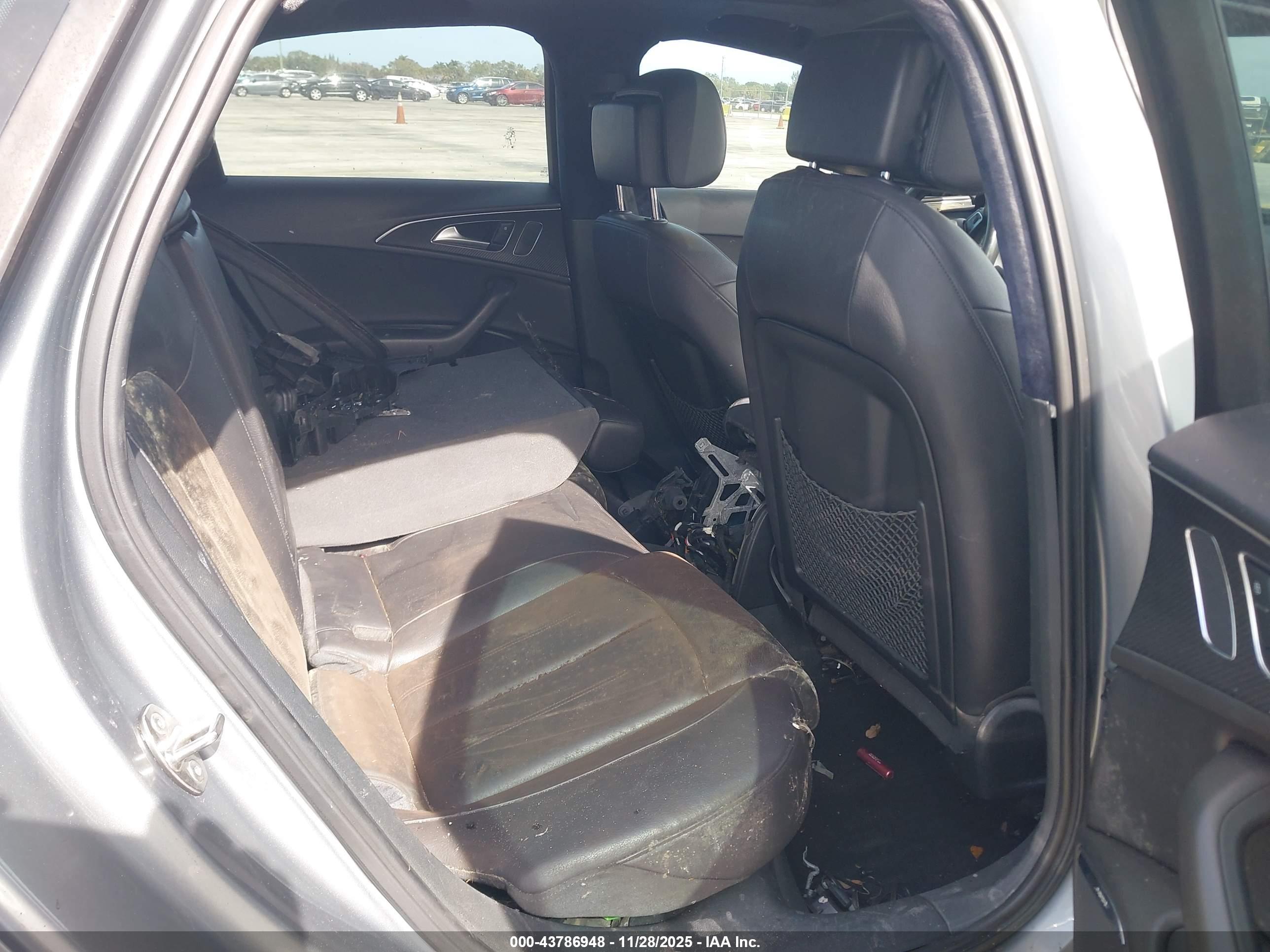 AUDI A6 image 8