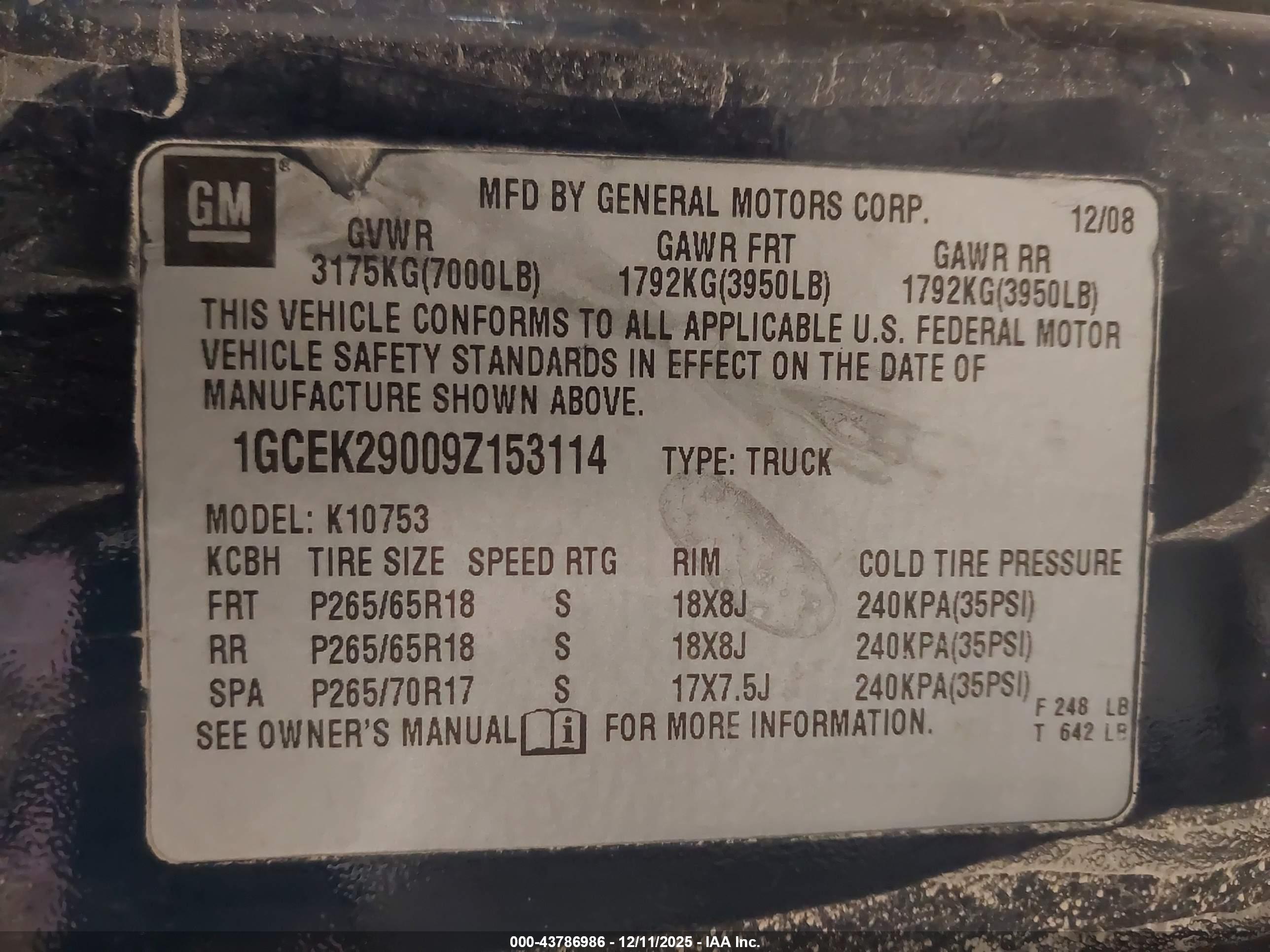 CHEVROLET SILVERADO image 9