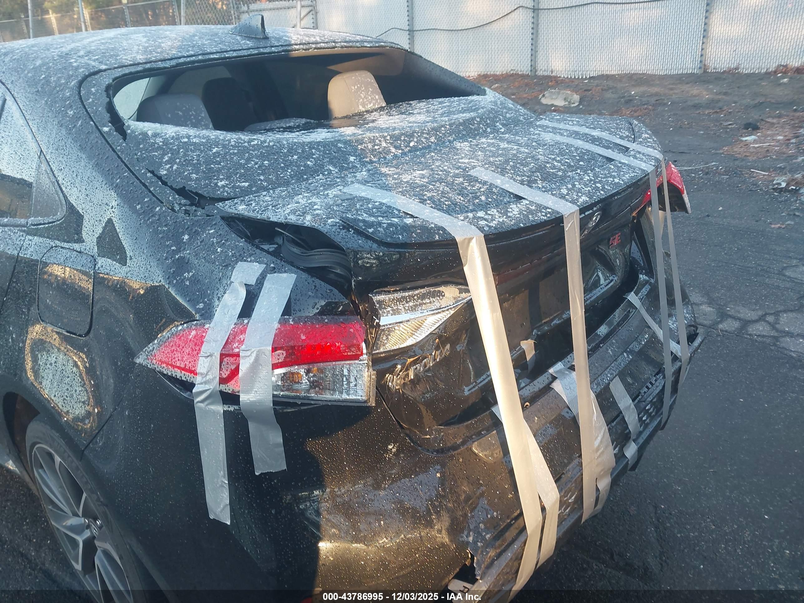 TOYOTA COROLLA image 6