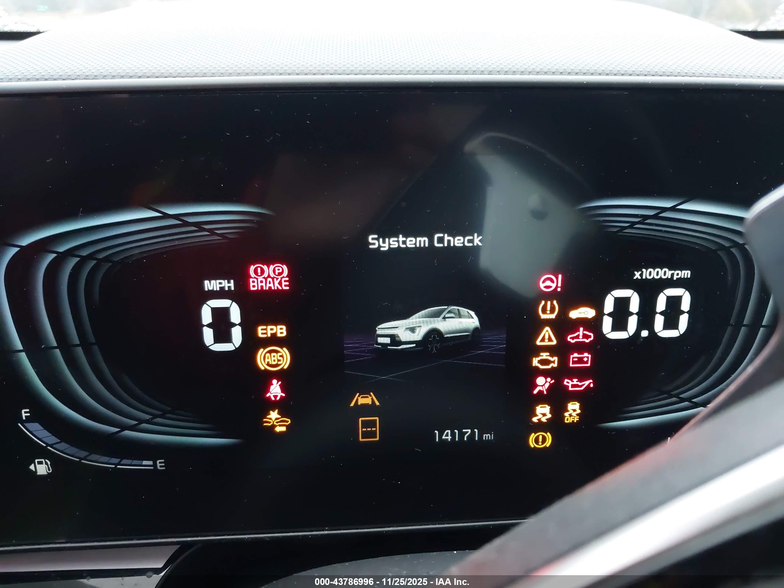 KIA NIRO image 7