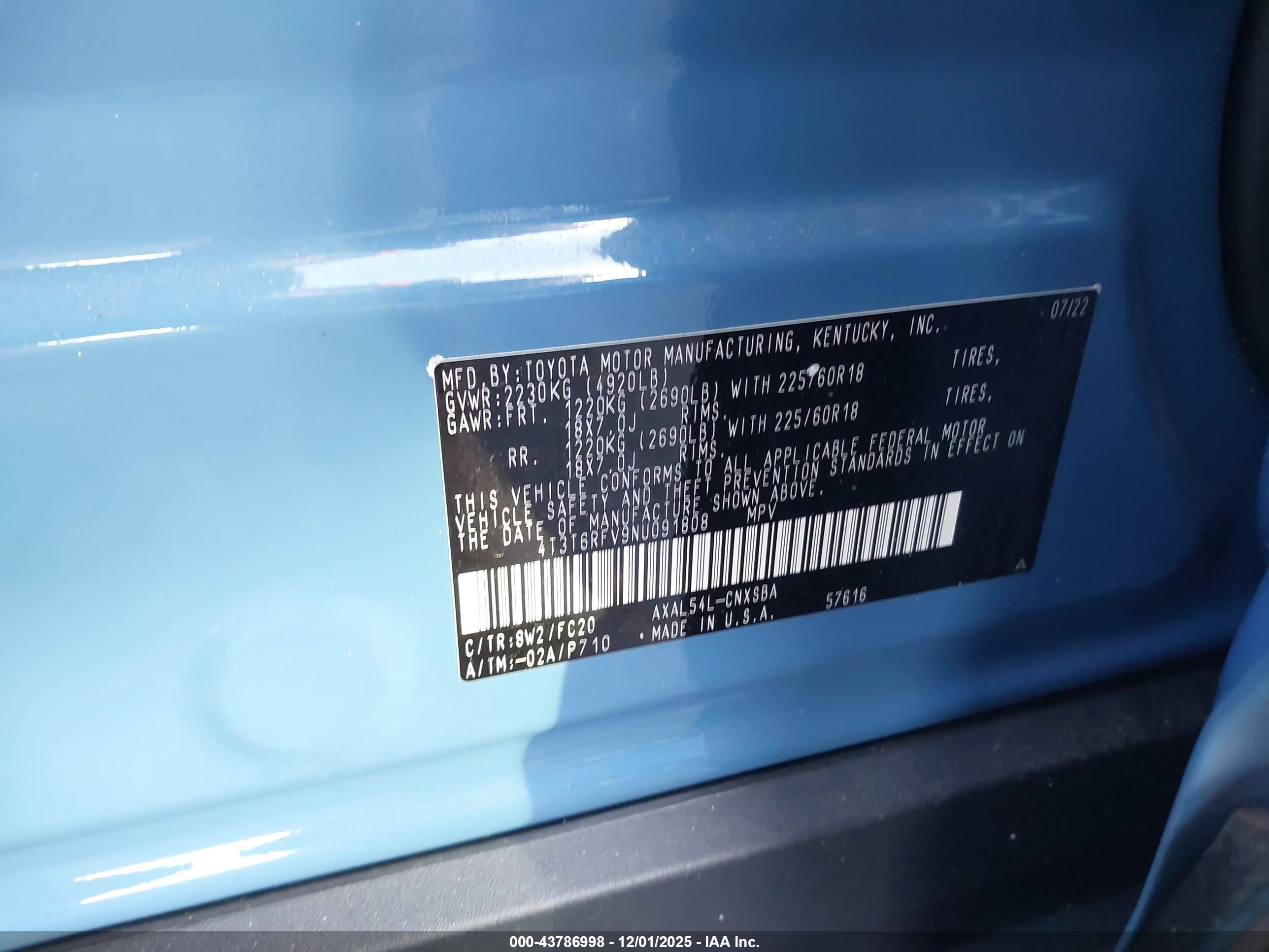 TOYOTA RAV4 image 9