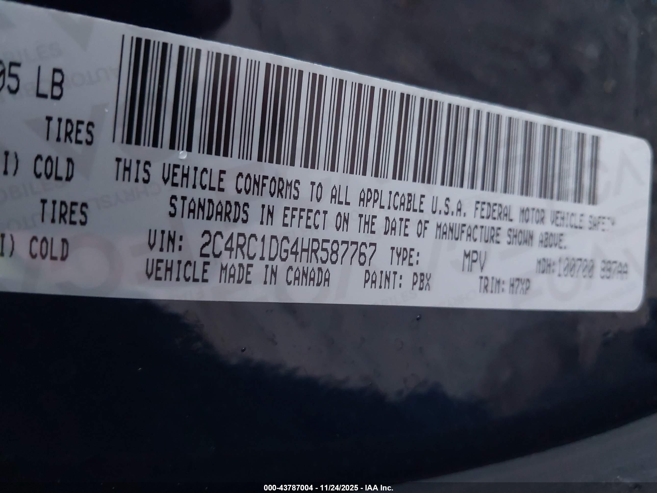 CHRYSLER PACIFICA image 9