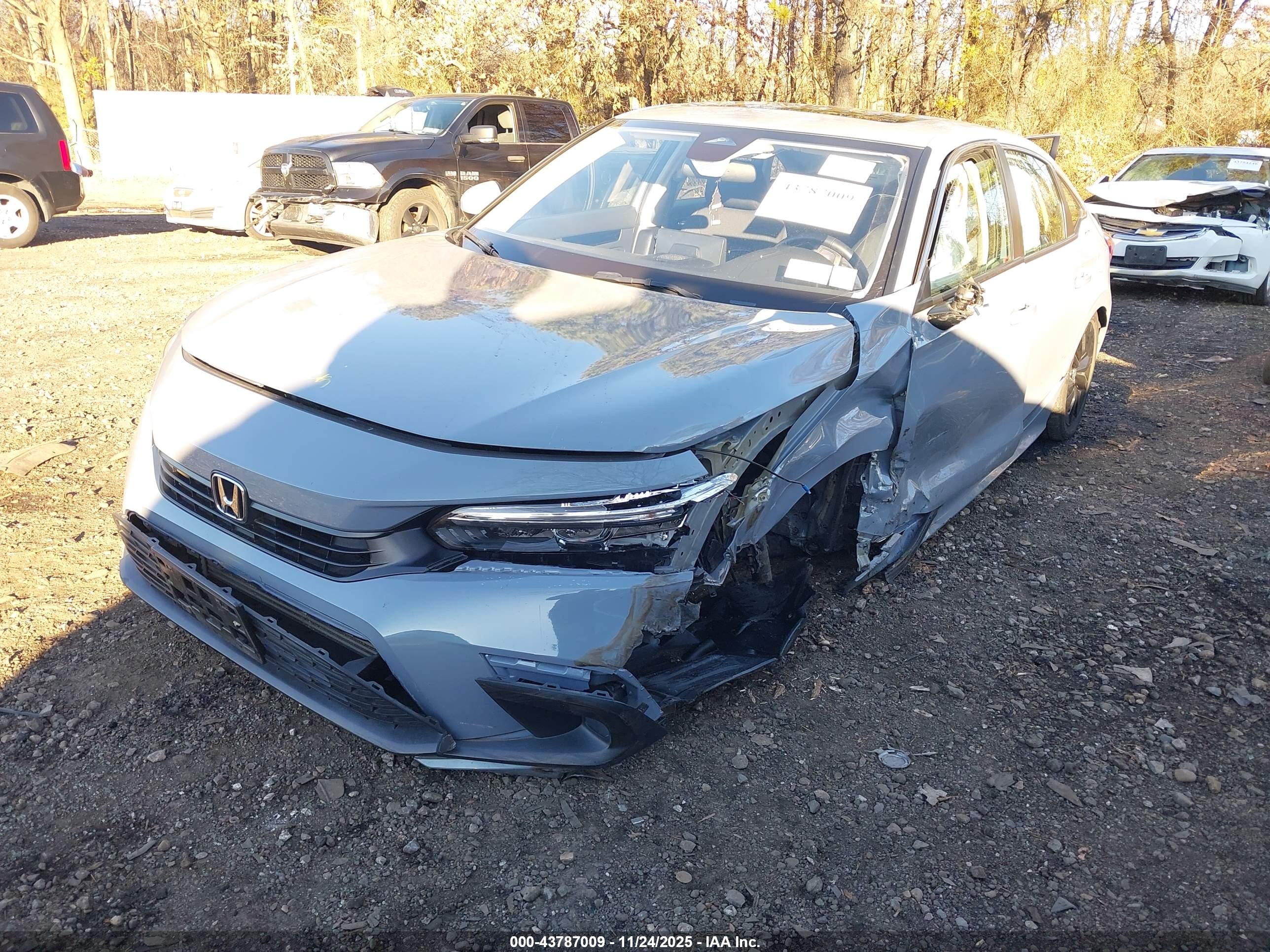 HONDA CIVIC image 6