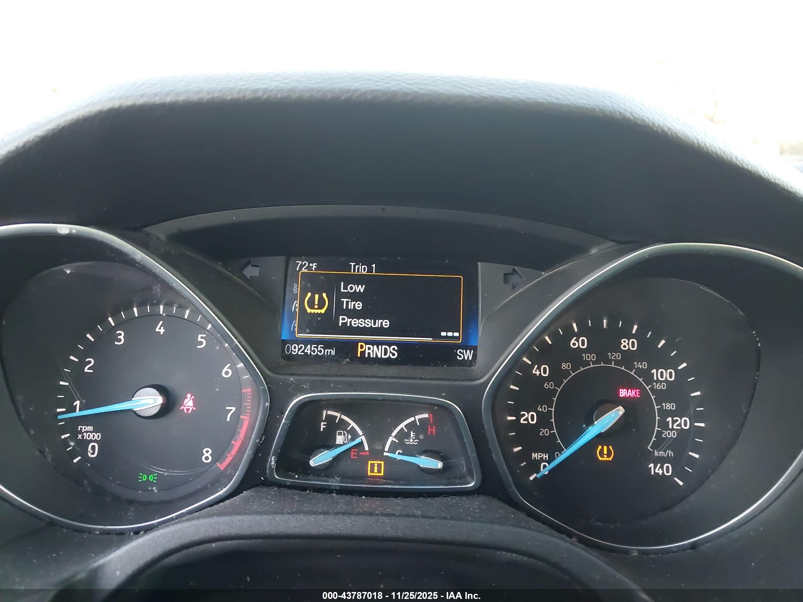 FORD FOCUS image 7