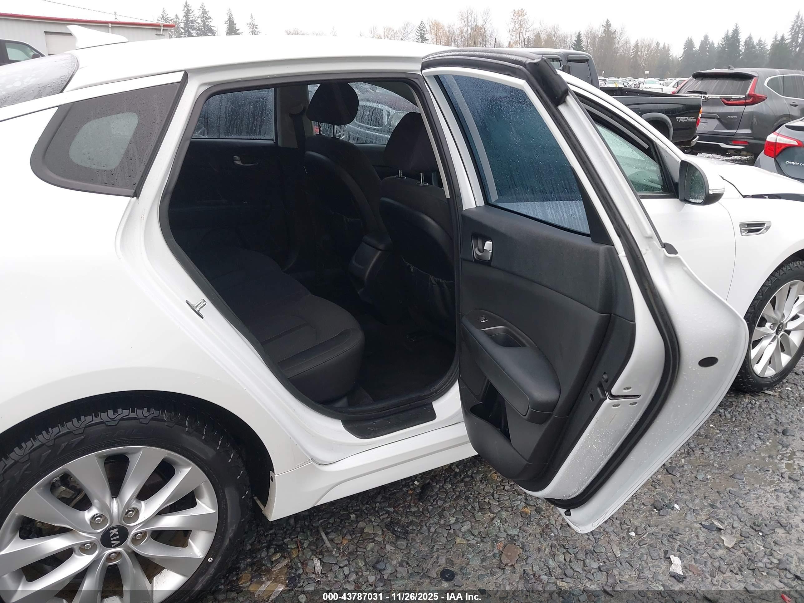 KIA OPTIMA image 8