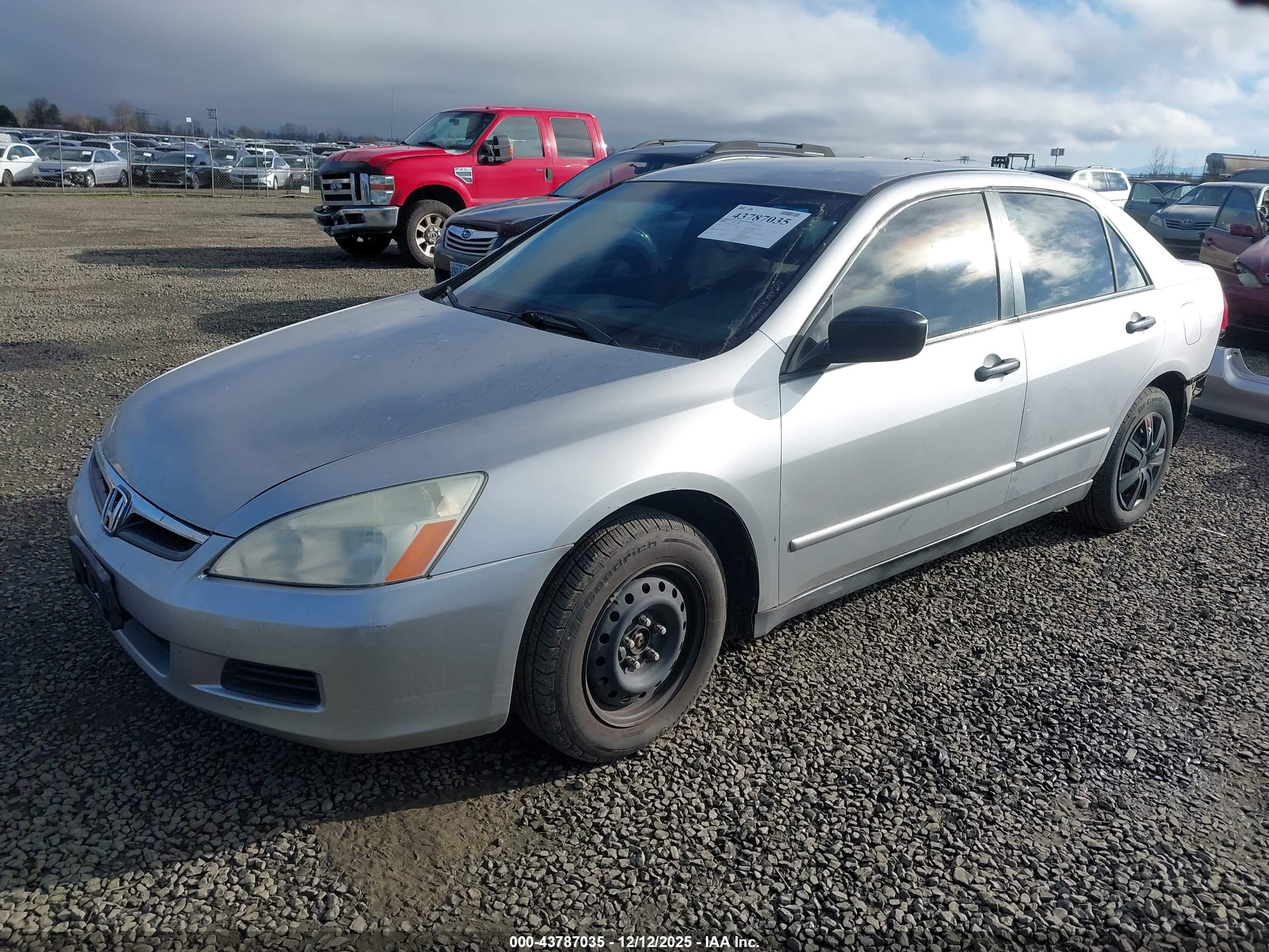 HONDA ACCORD image 2