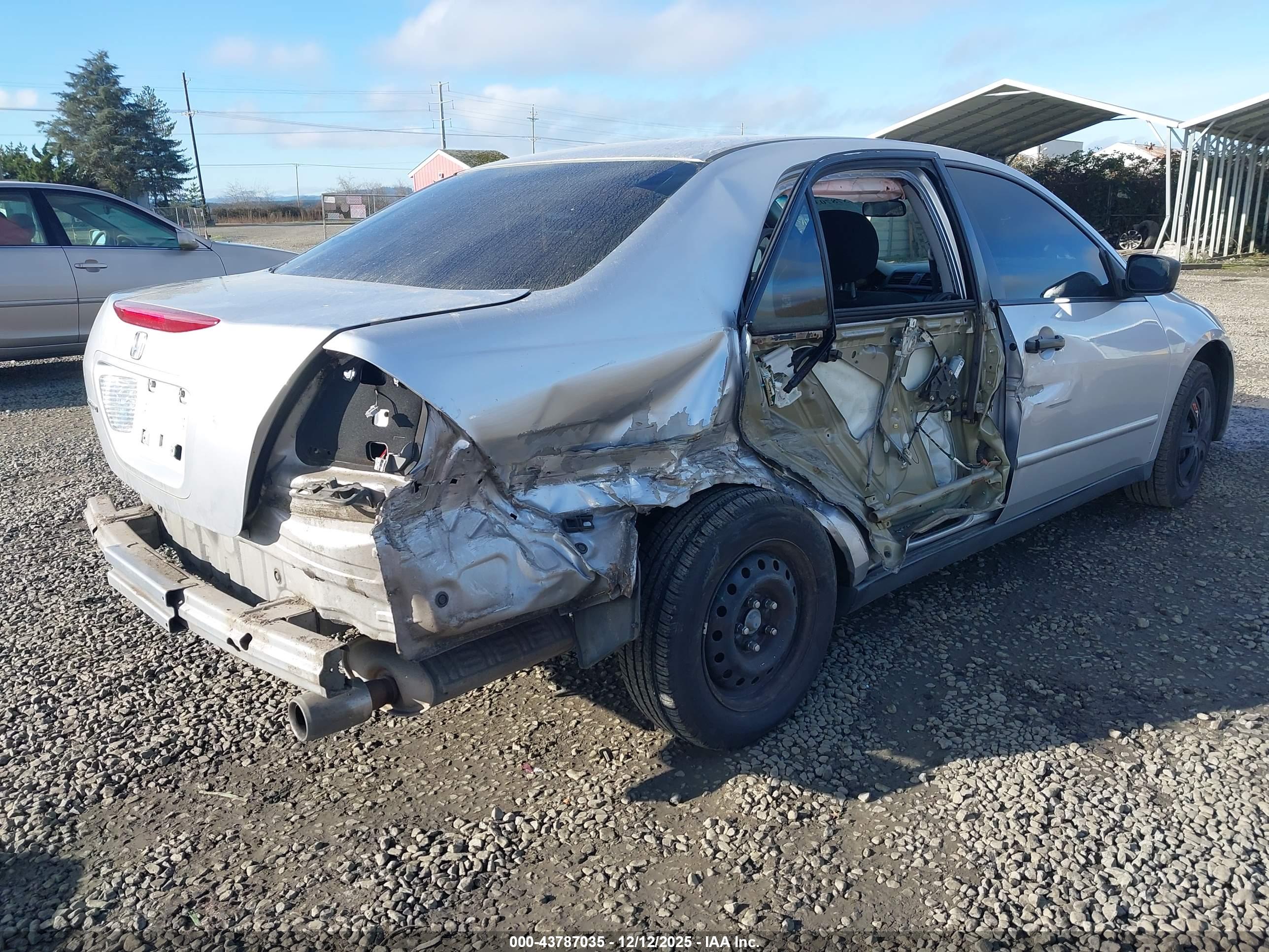HONDA ACCORD image 4