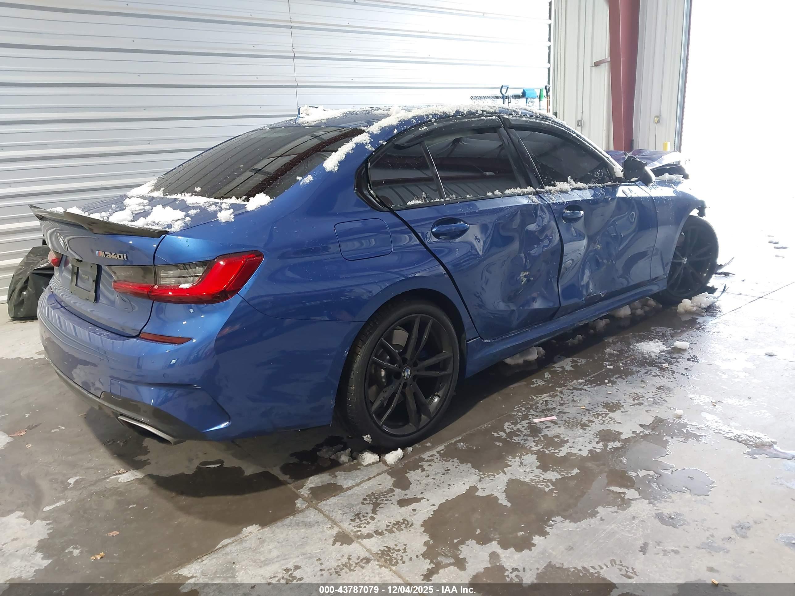 BMW 3 image 4