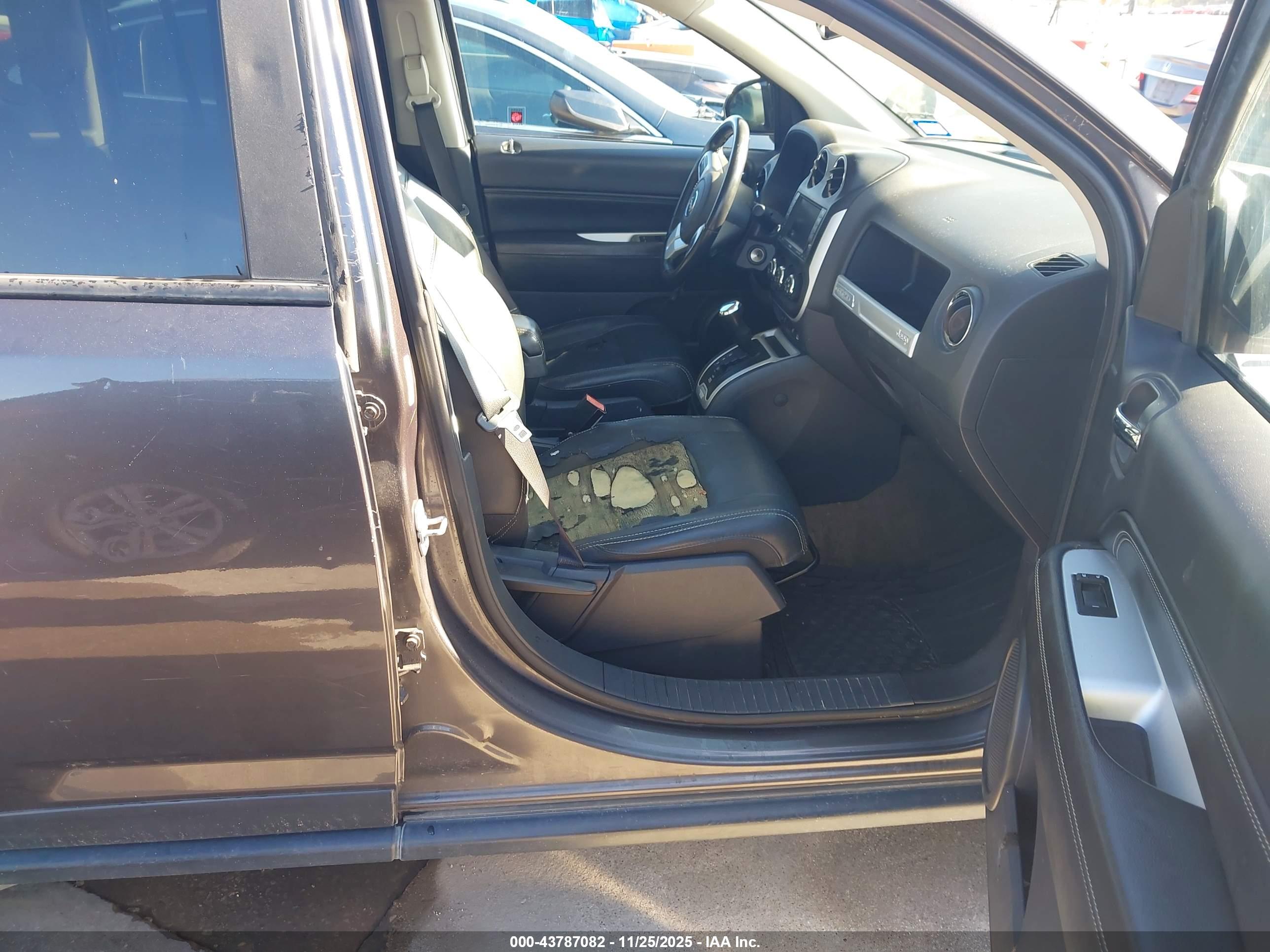 JEEP COMPASS image 5
