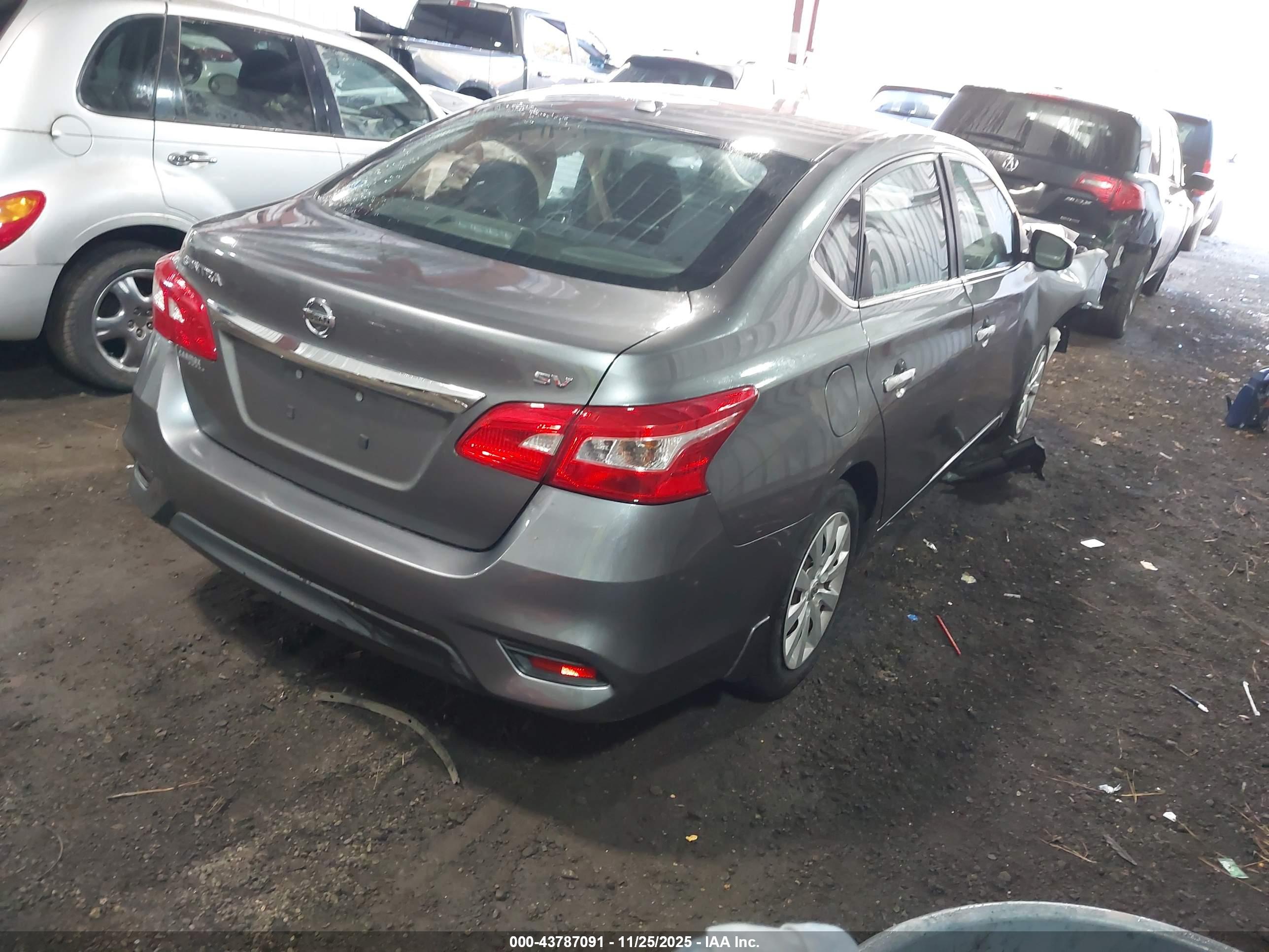 NISSAN SENTRA image 4