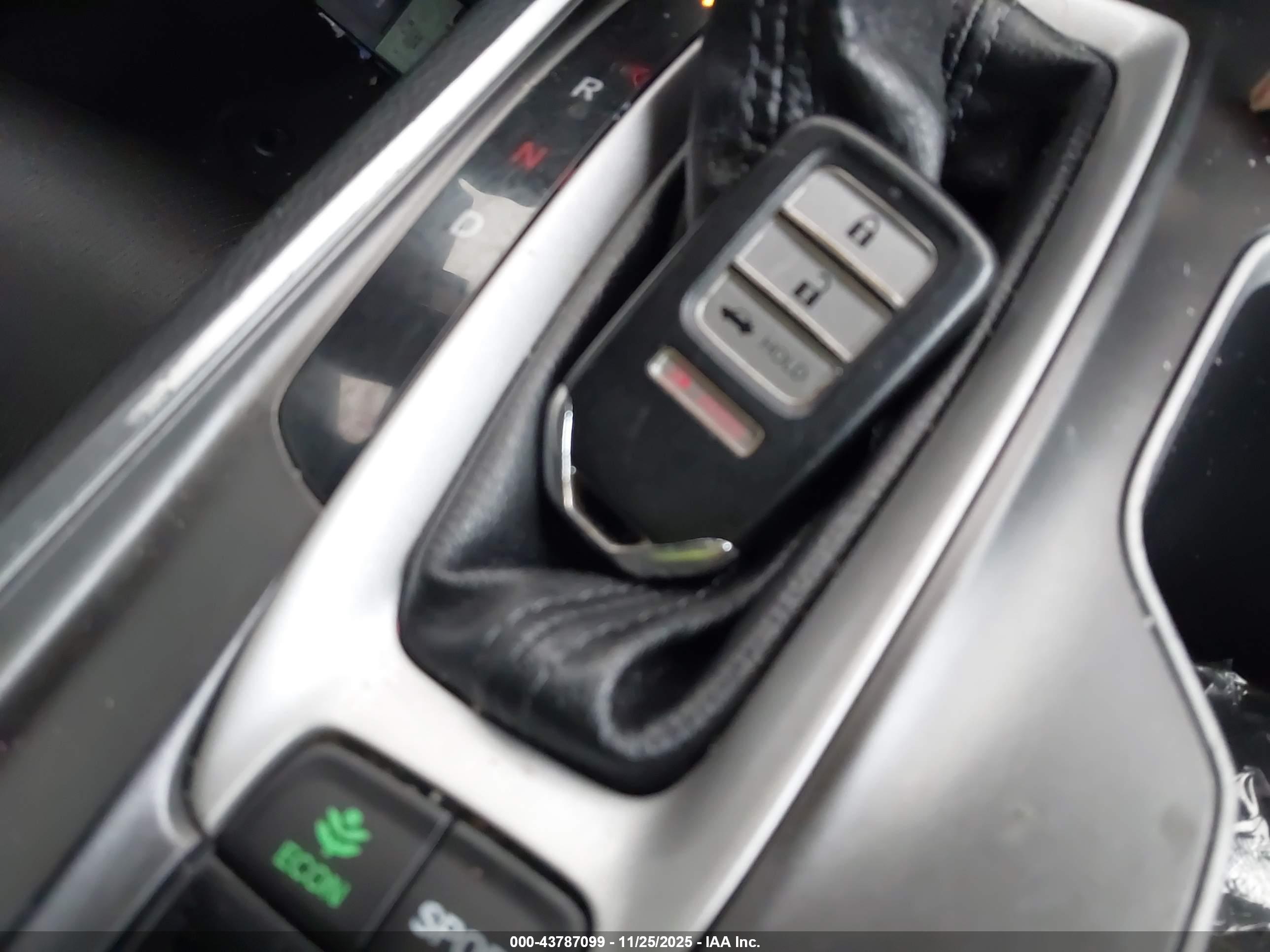 HONDA ACCORD image 11