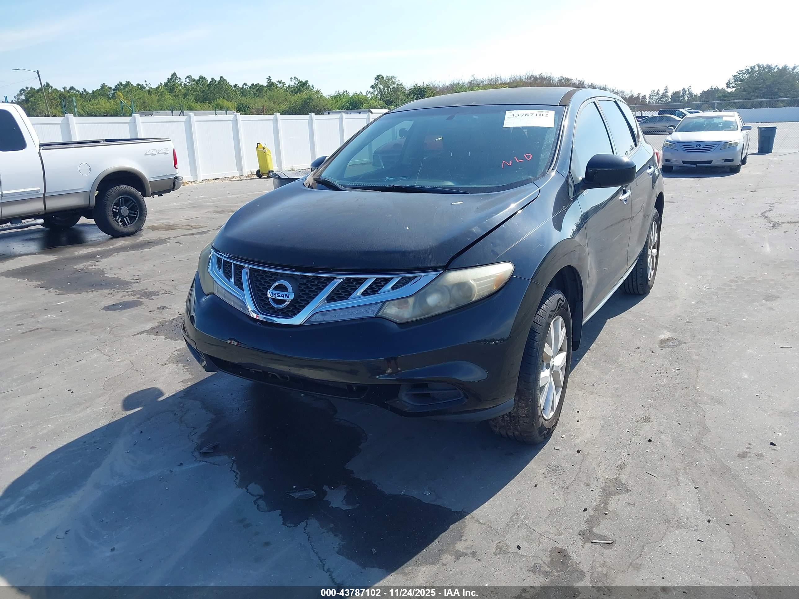 NISSAN MURANO image 2