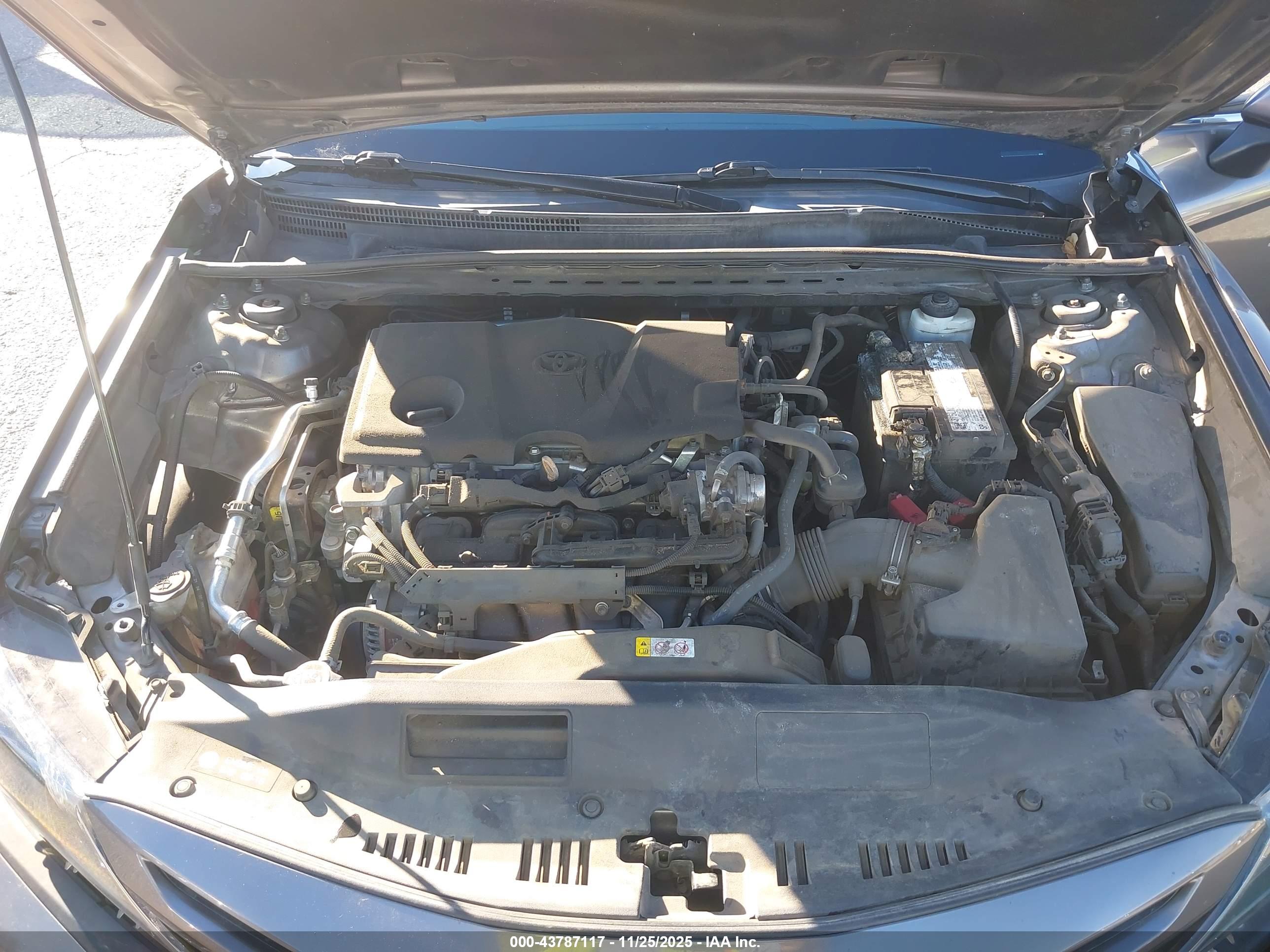 TOYOTA CAMRY image 10