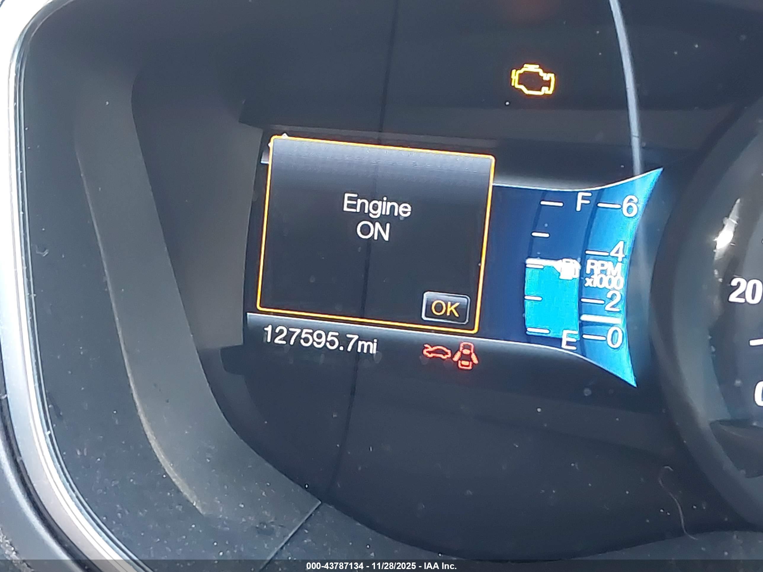 FORD FUSION image 7