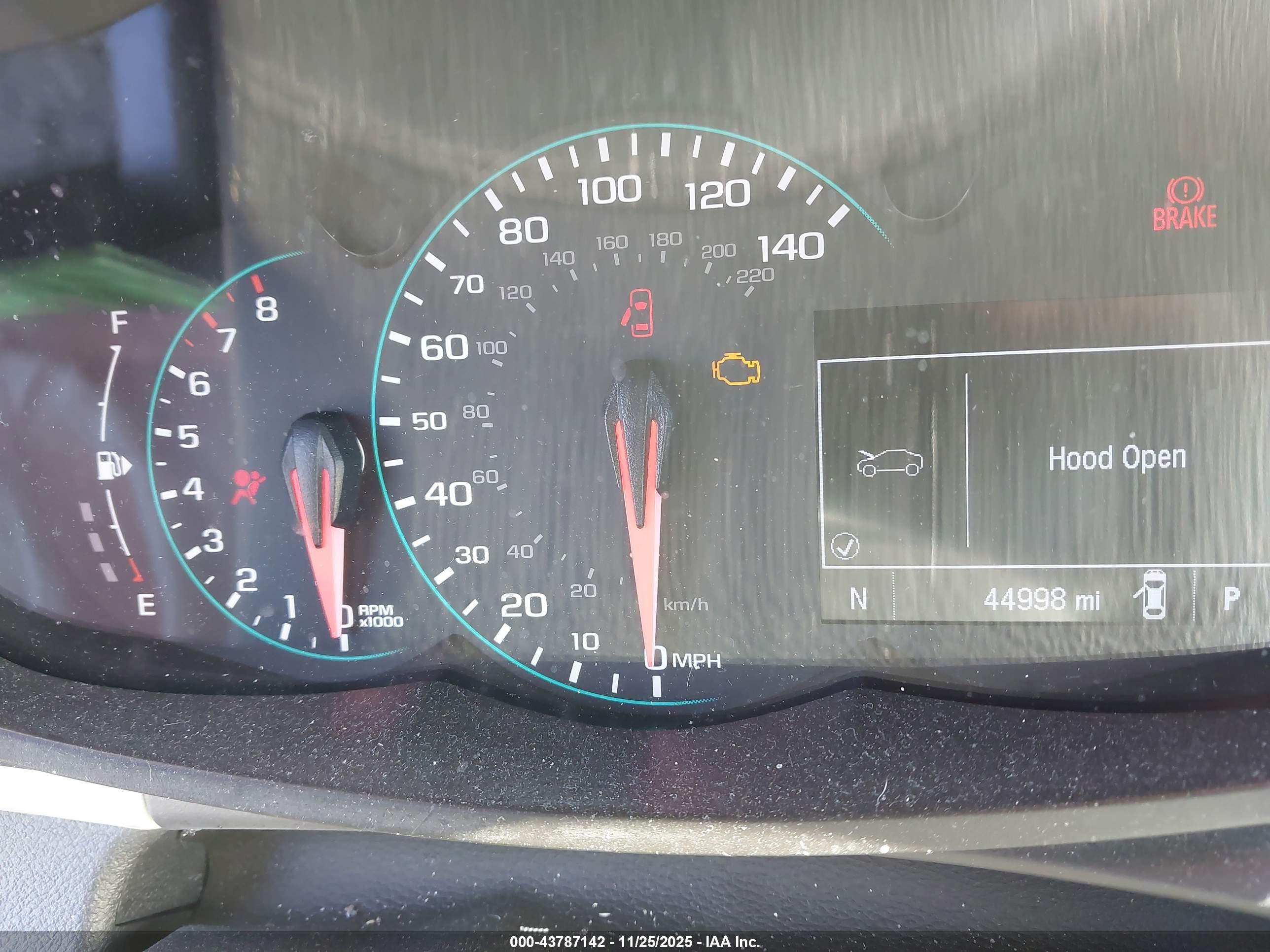 CHEVROLET TRAX image 7