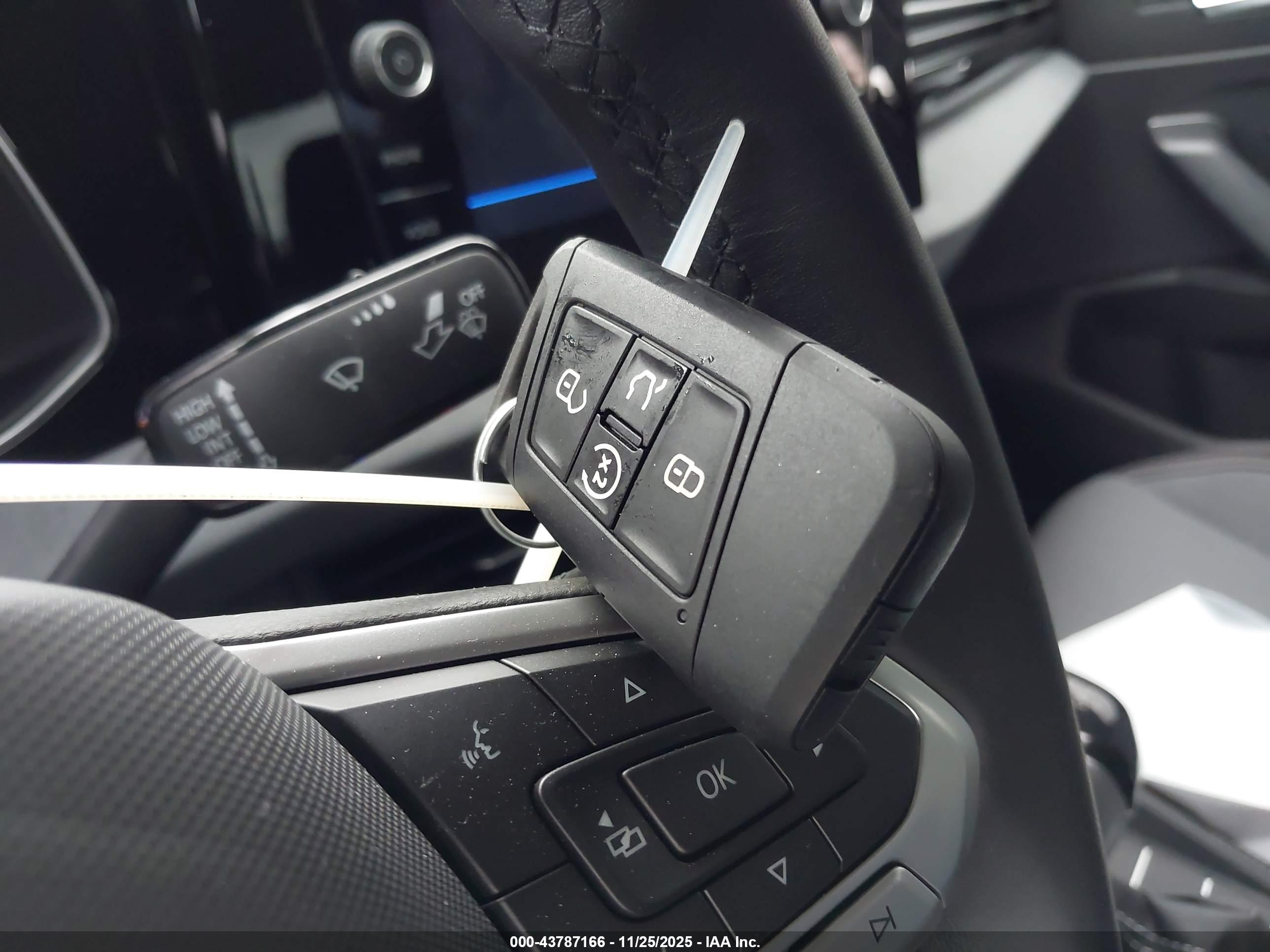 VOLKSWAGEN JETTA image 11