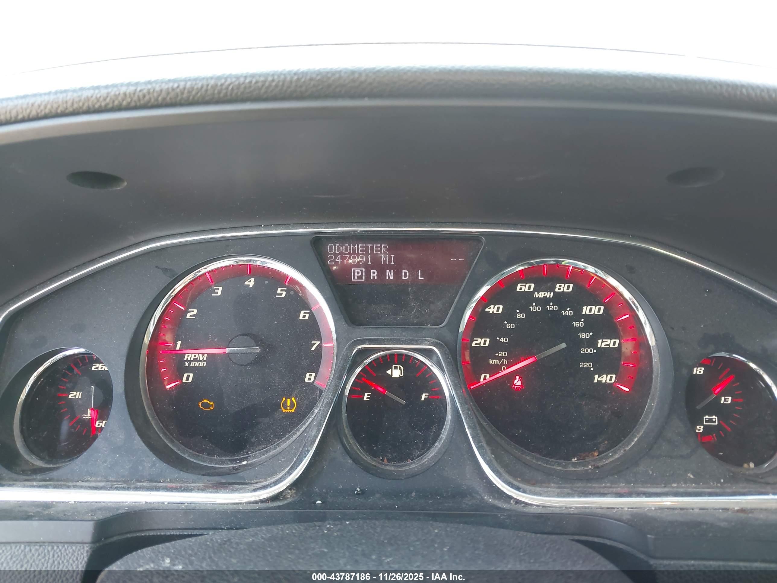 GMC ACADIA image 7