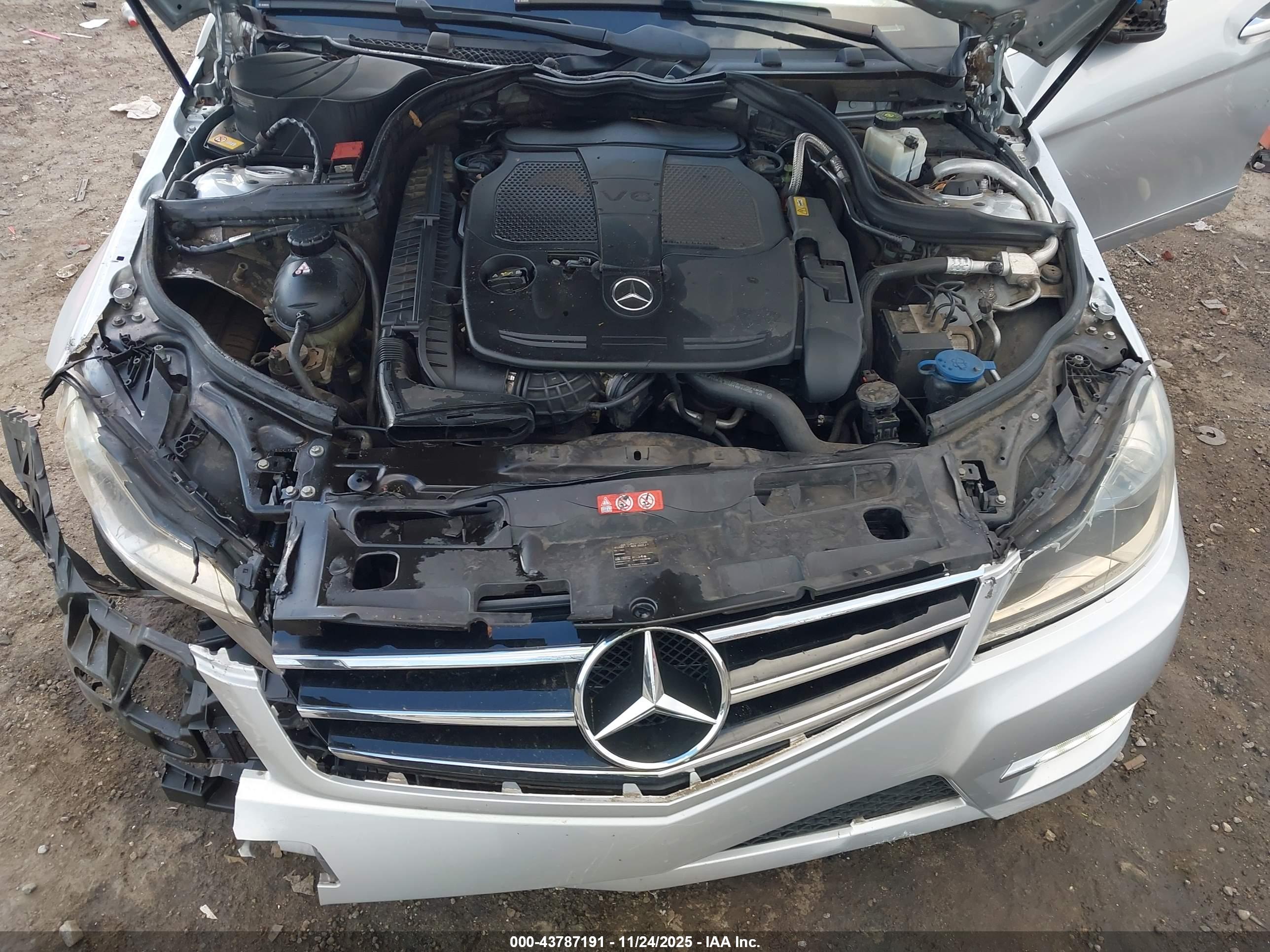 MERCEDES-BENZ C image 10