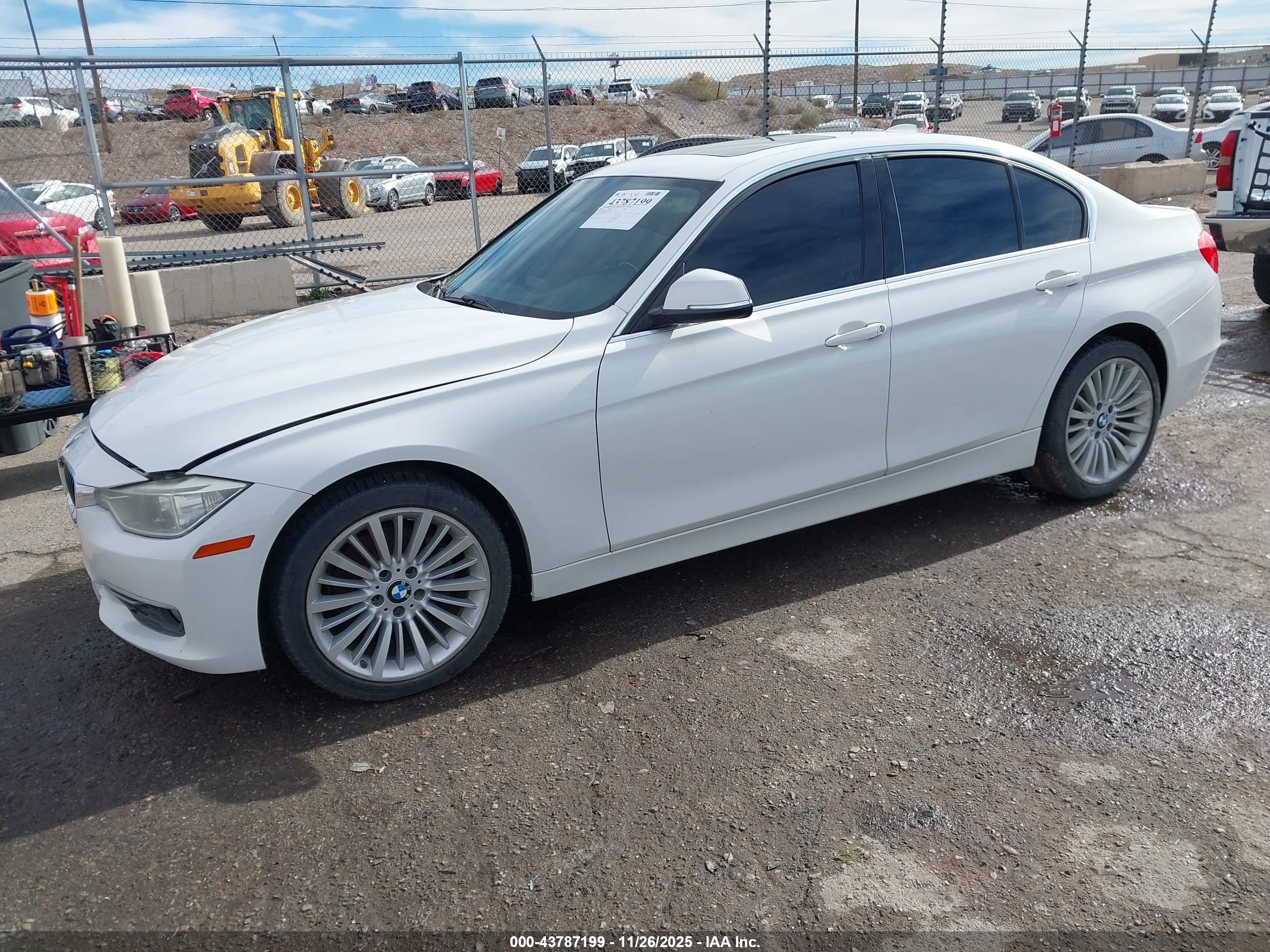 BMW 328I image 2