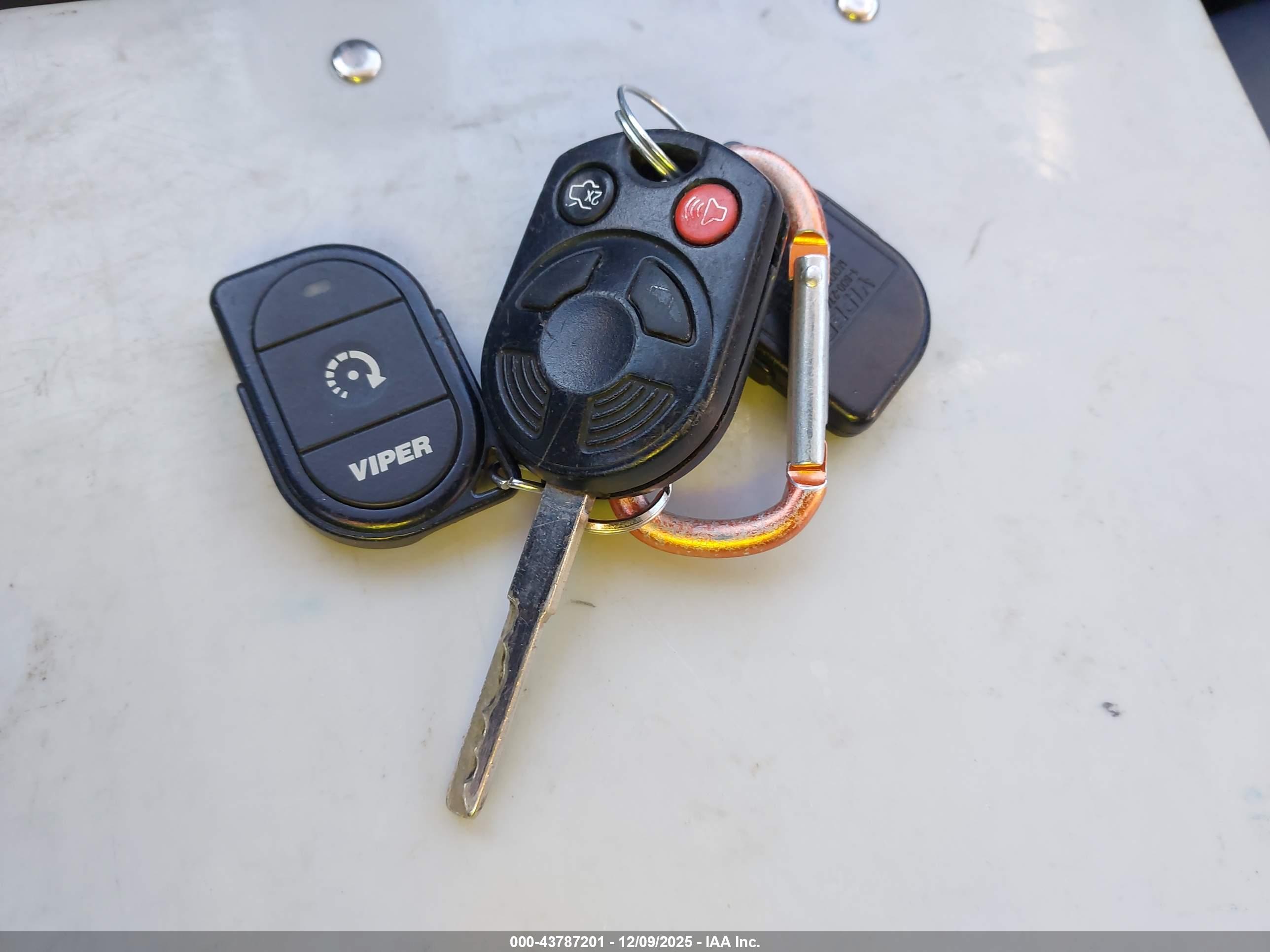 FORD ESCAPE image 11