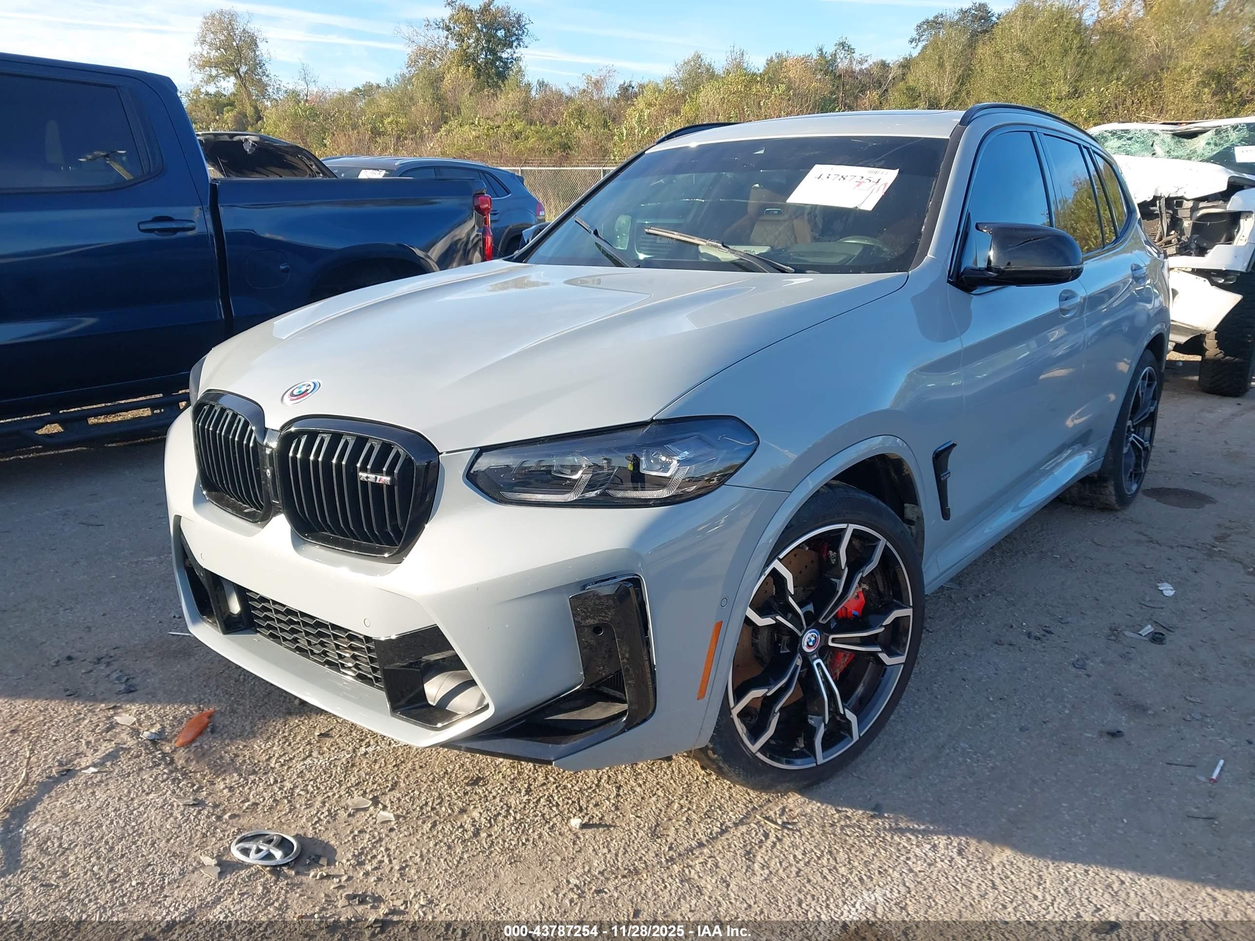 BMW X3 image 2