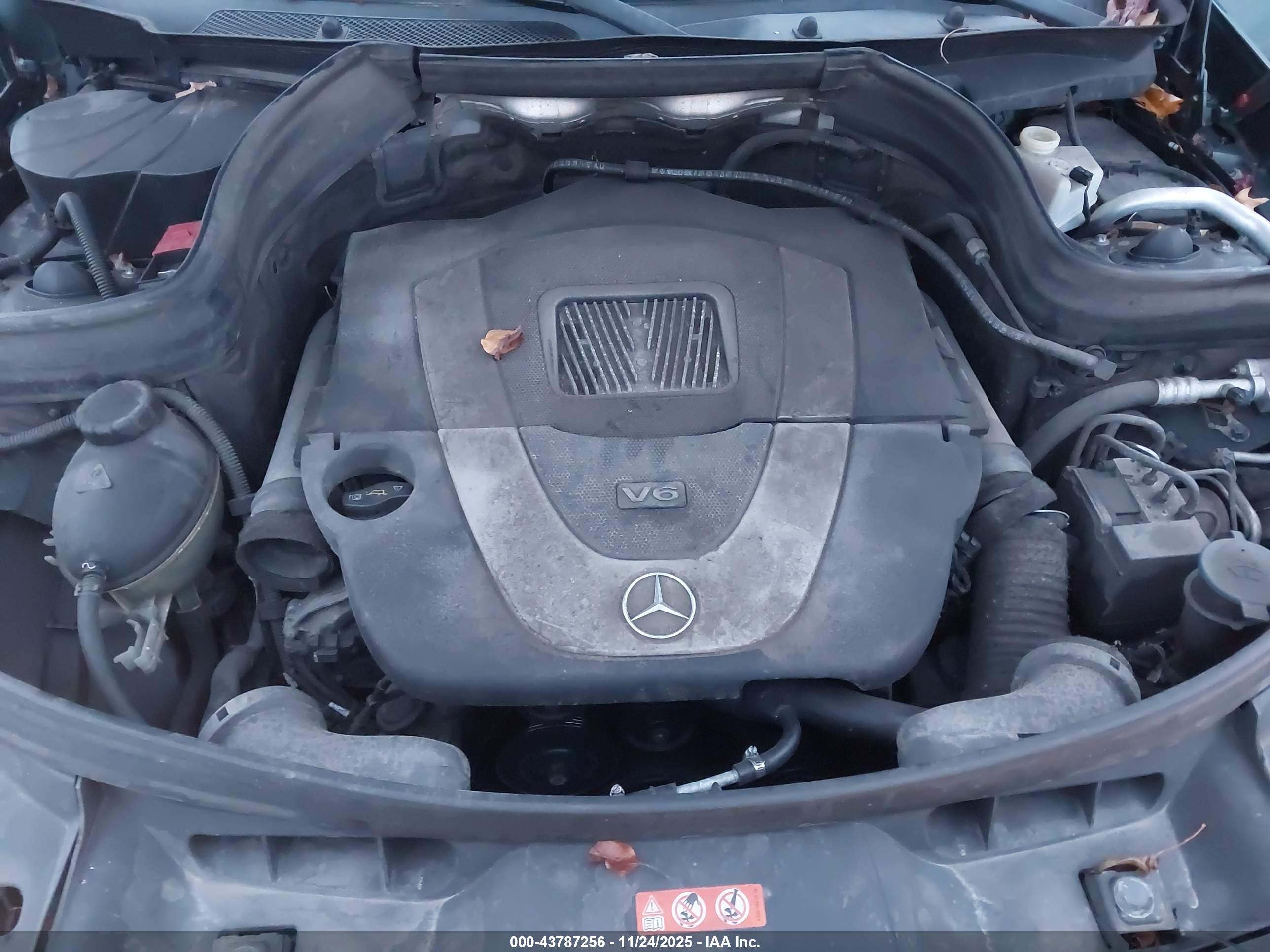 MERCEDES-BENZ GLK image 10
