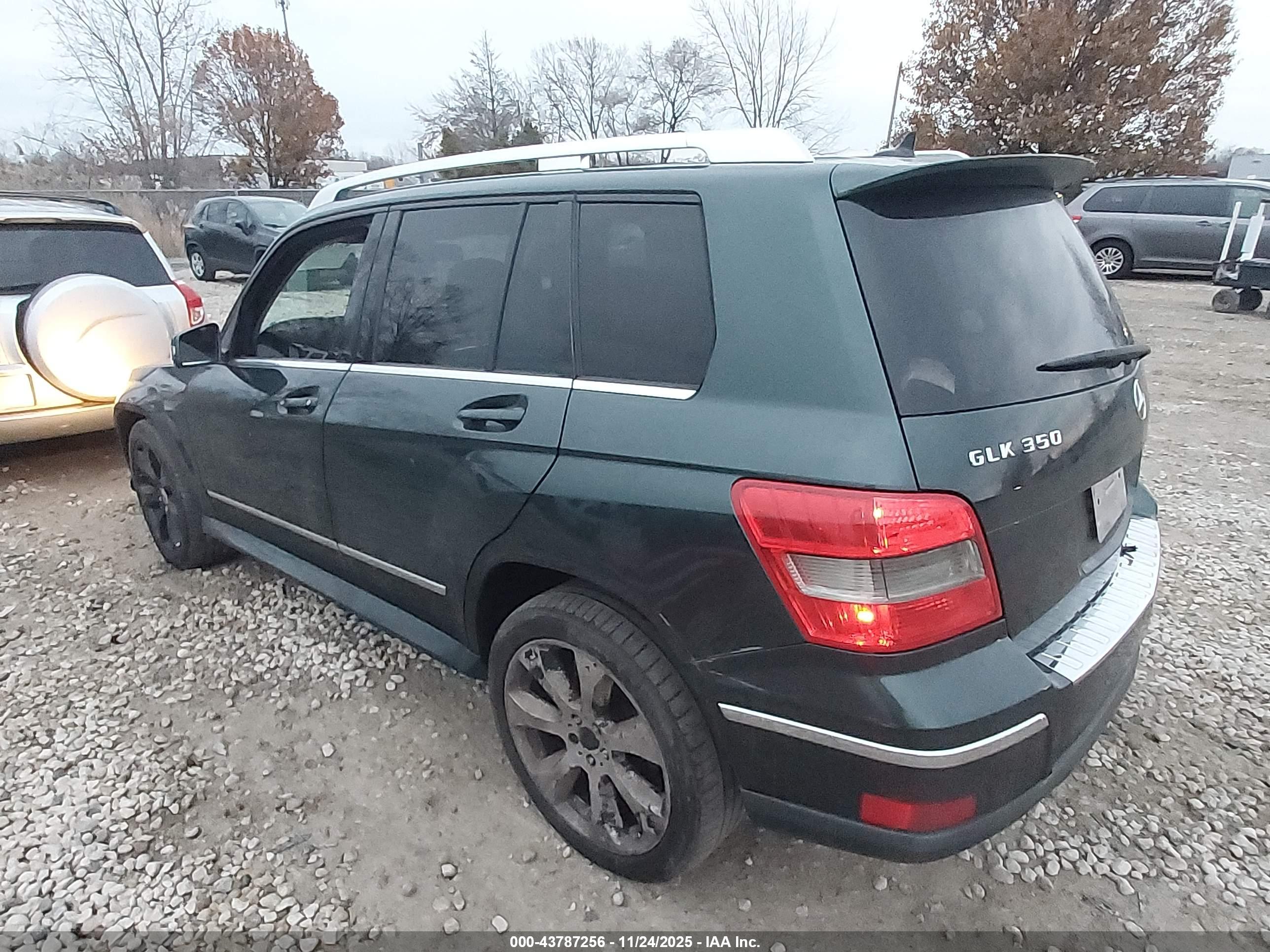 MERCEDES-BENZ GLK image 3