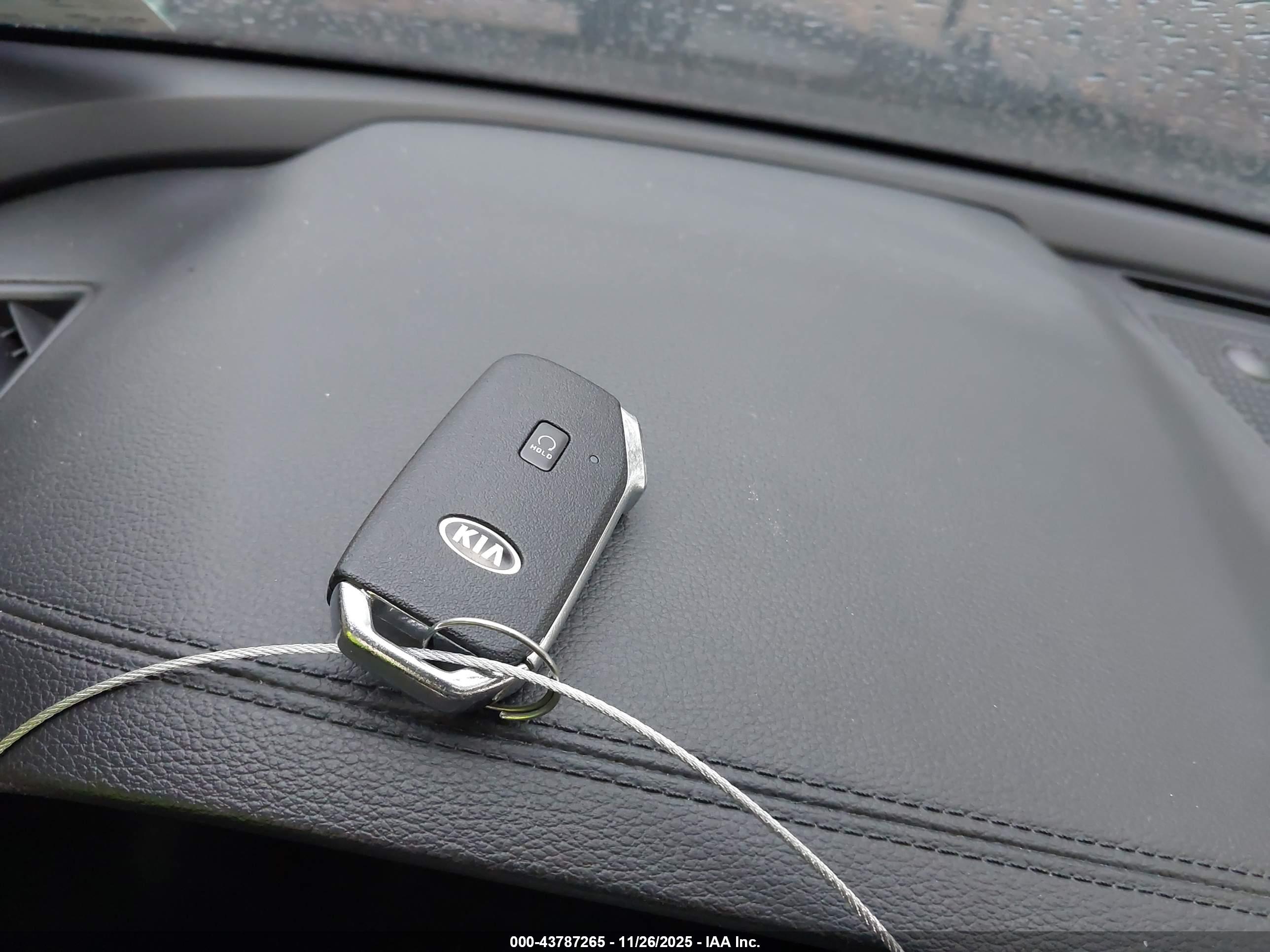 KIA TELLURIDE image 11