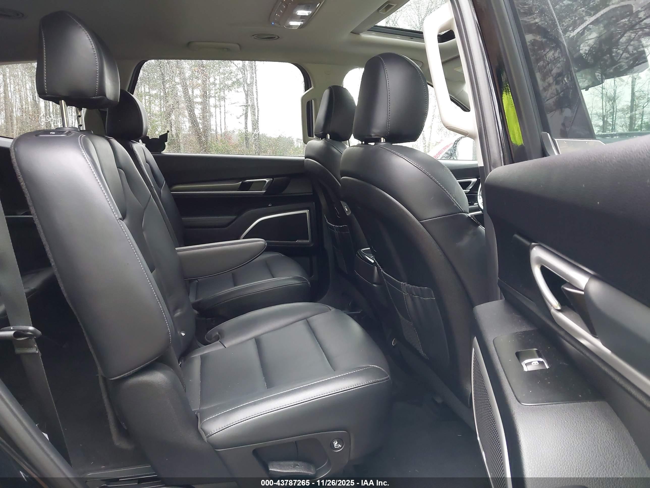KIA TELLURIDE image 8