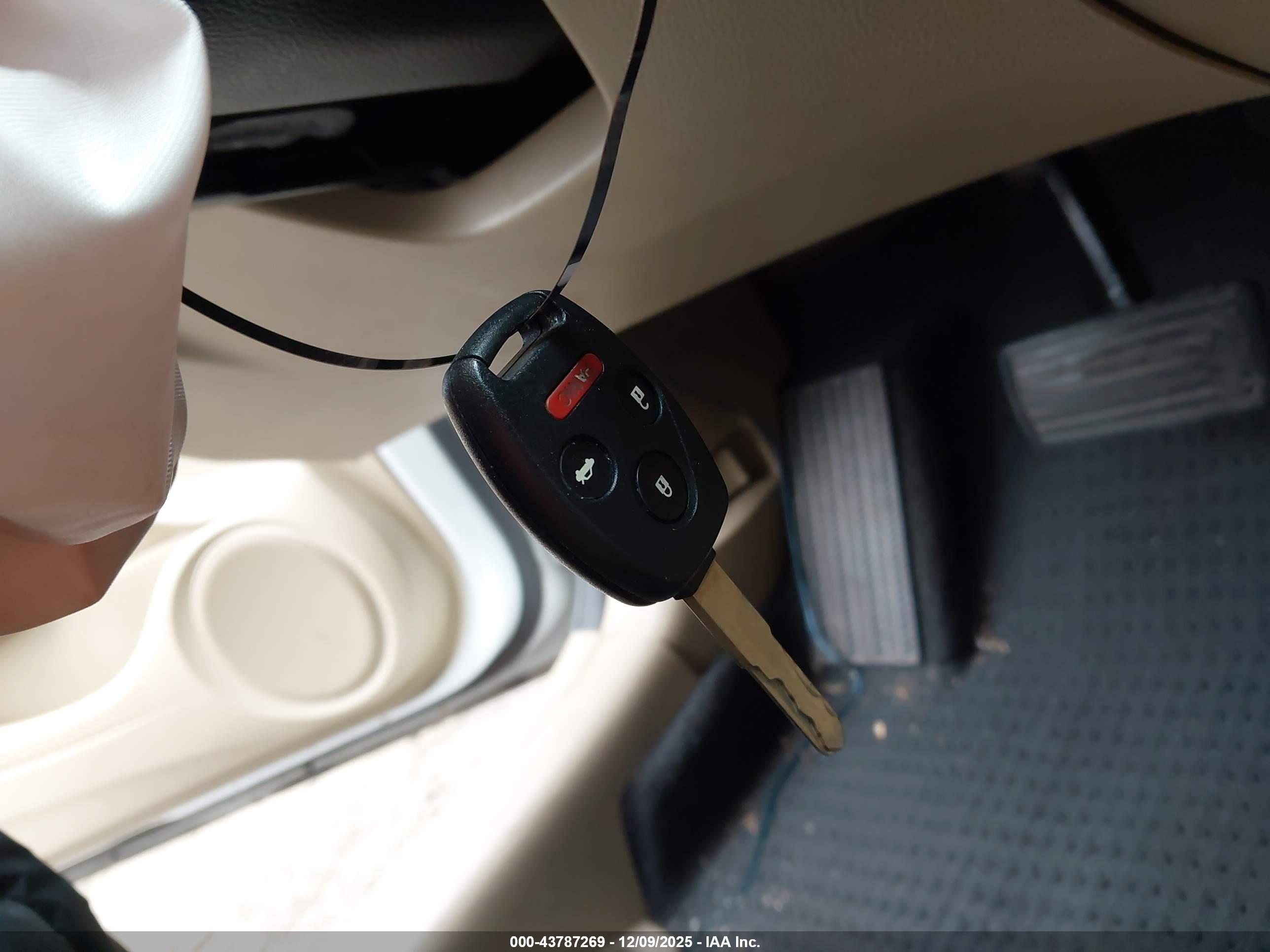 HONDA ACCORD image 11