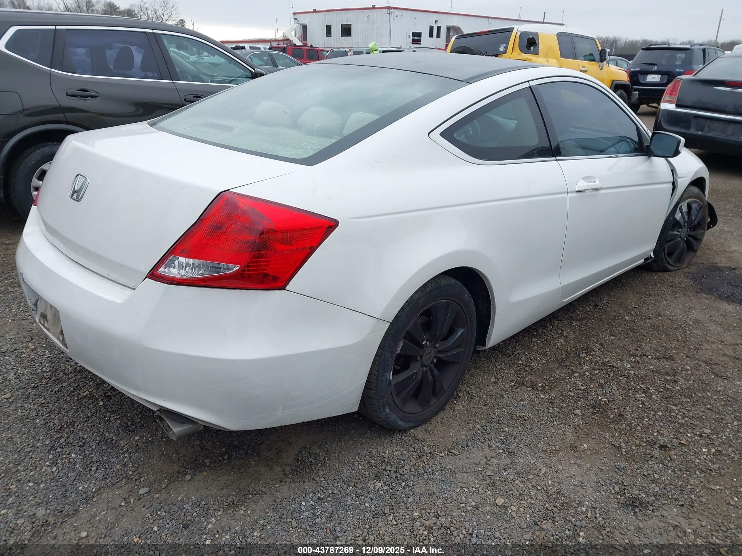 HONDA ACCORD image 4