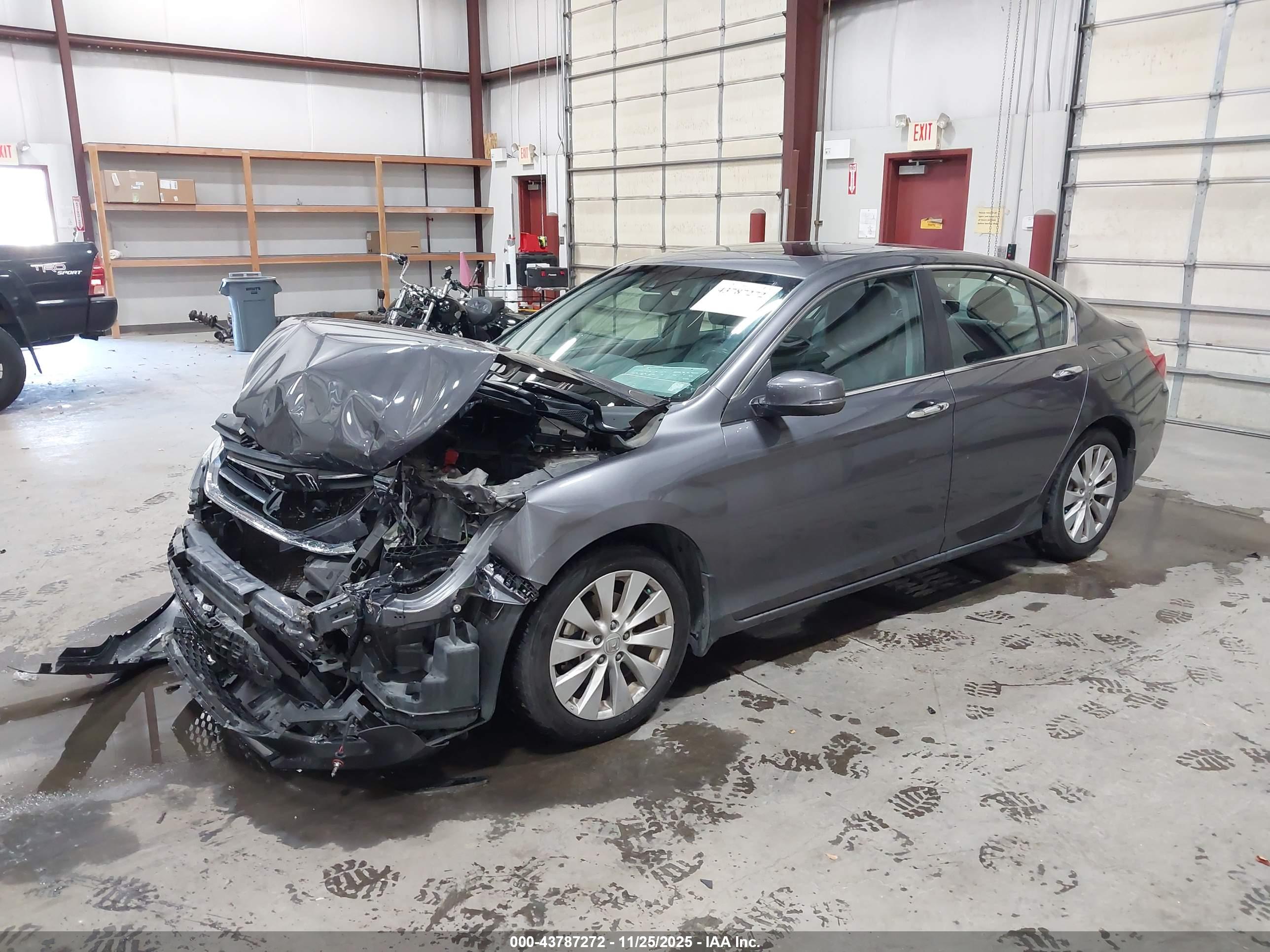 HONDA ACCORD image 2