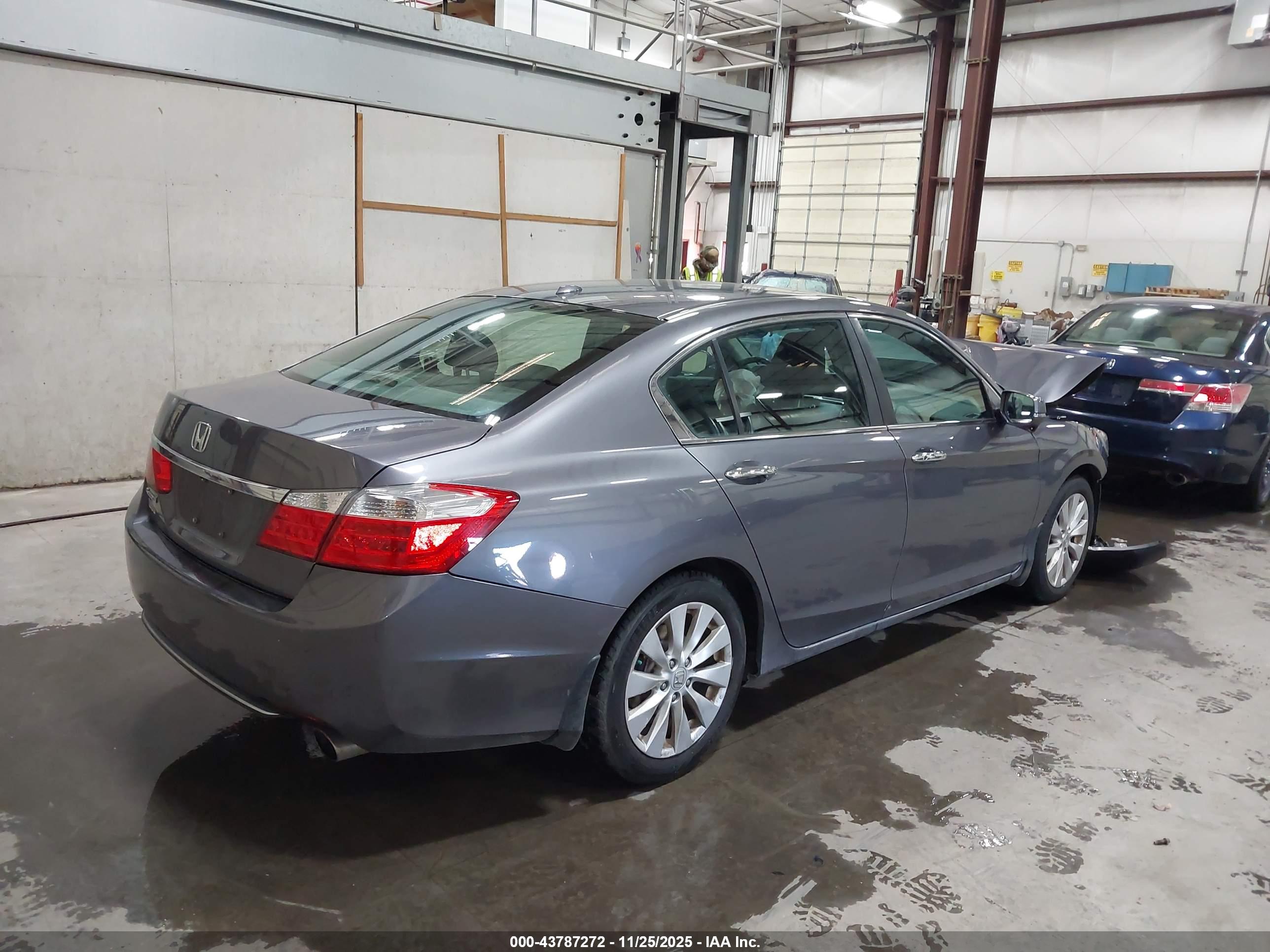 HONDA ACCORD image 4