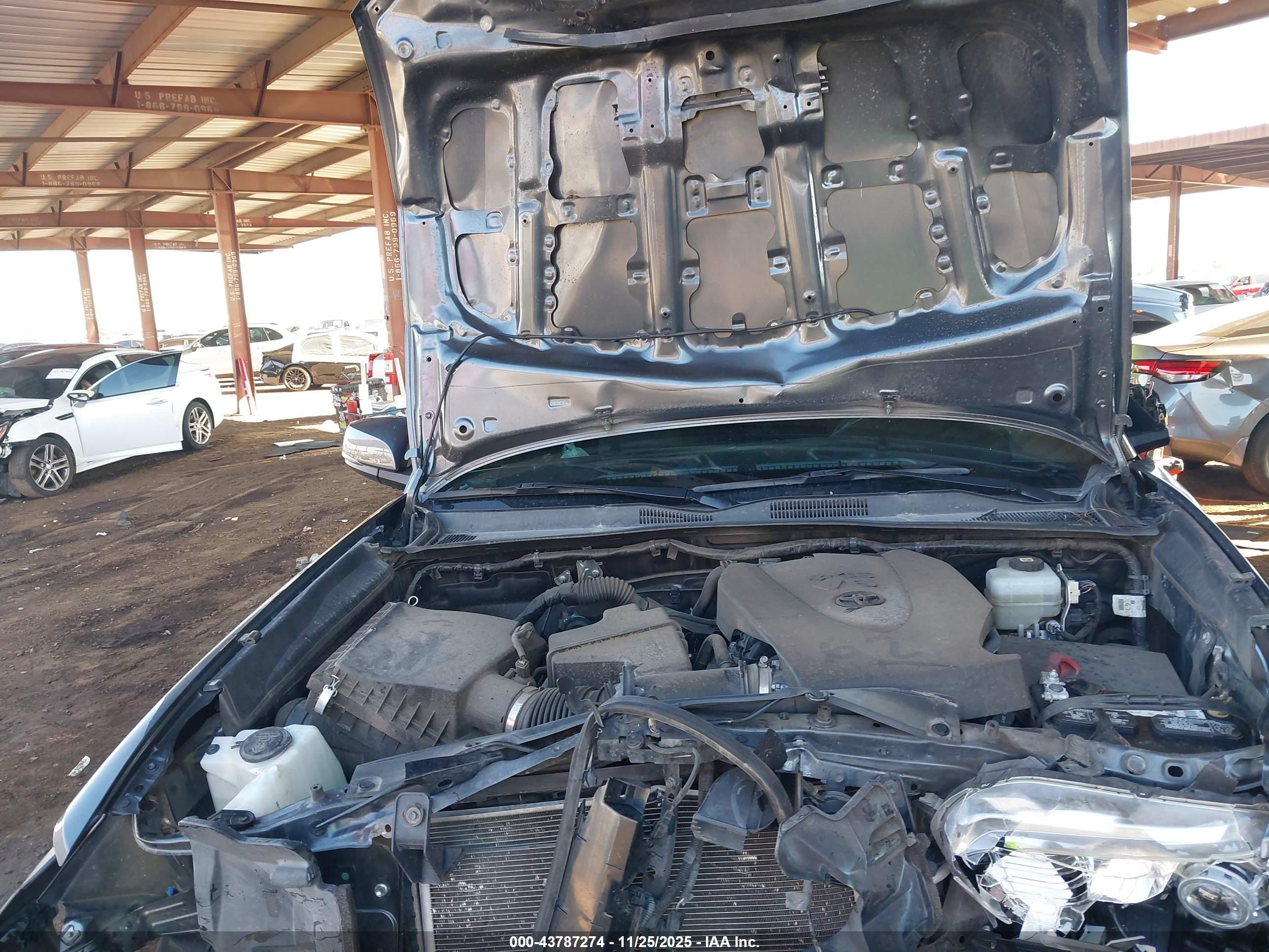 TOYOTA TACOMA image 10