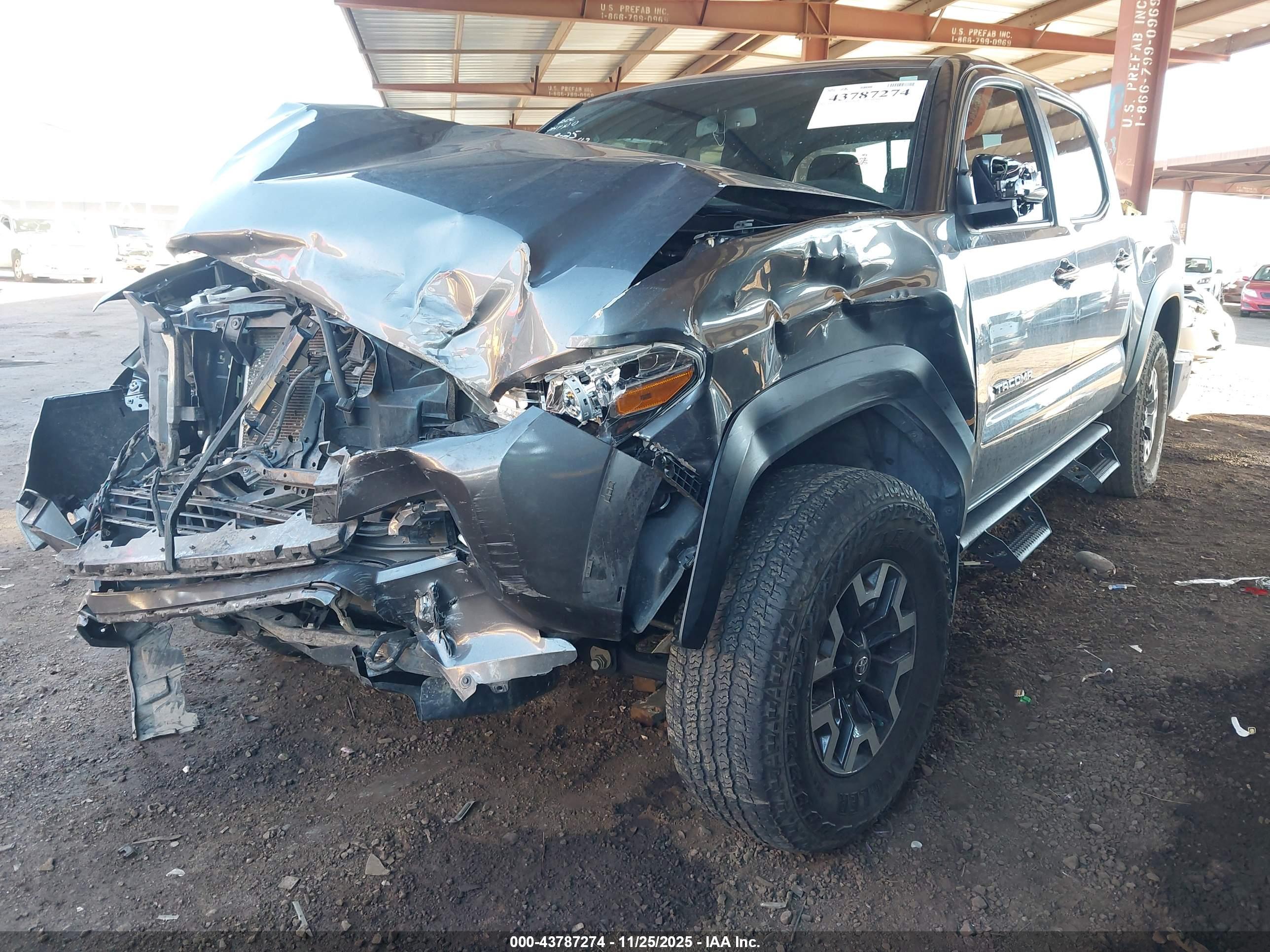 TOYOTA TACOMA image 2