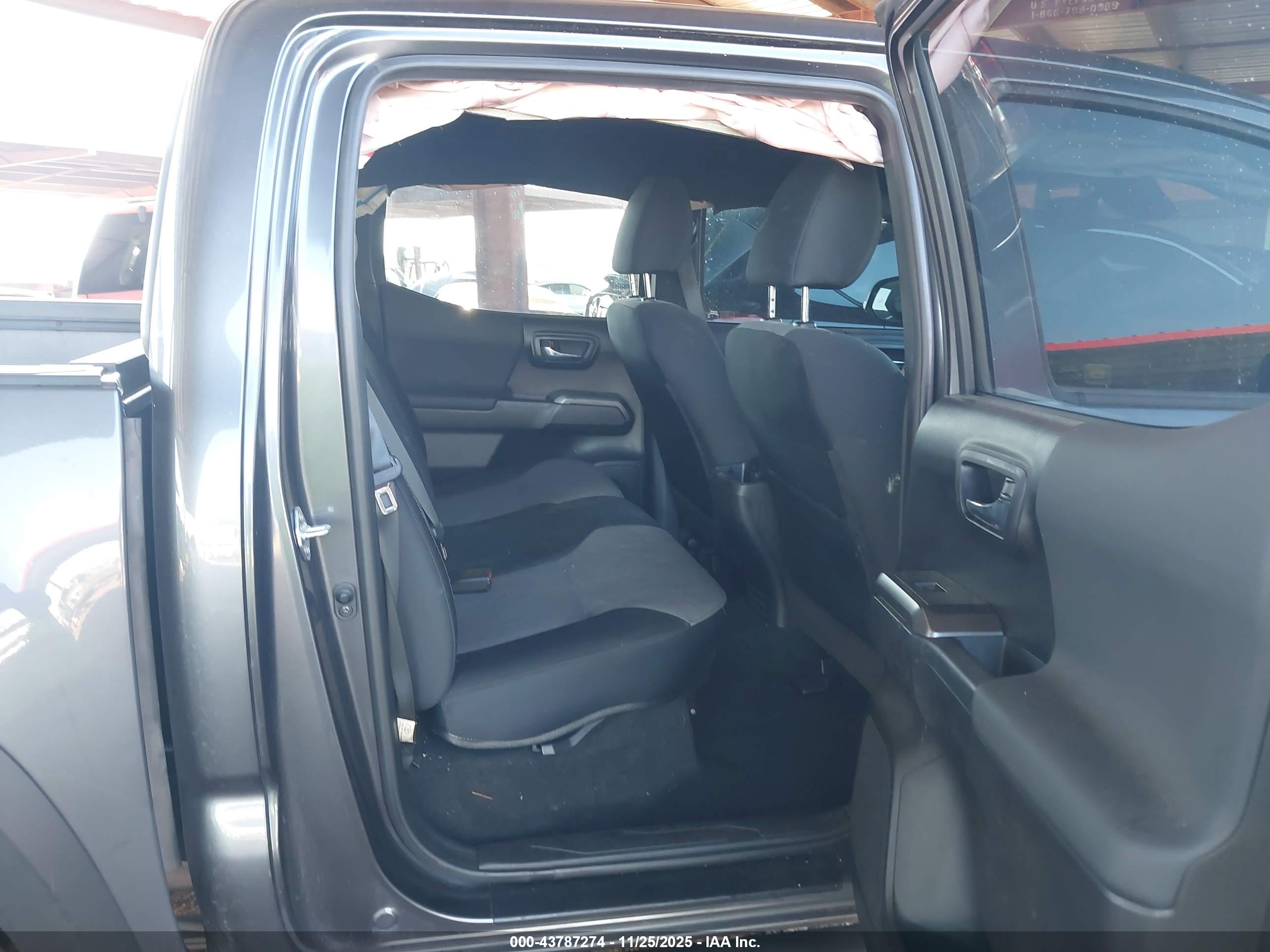 TOYOTA TACOMA image 8