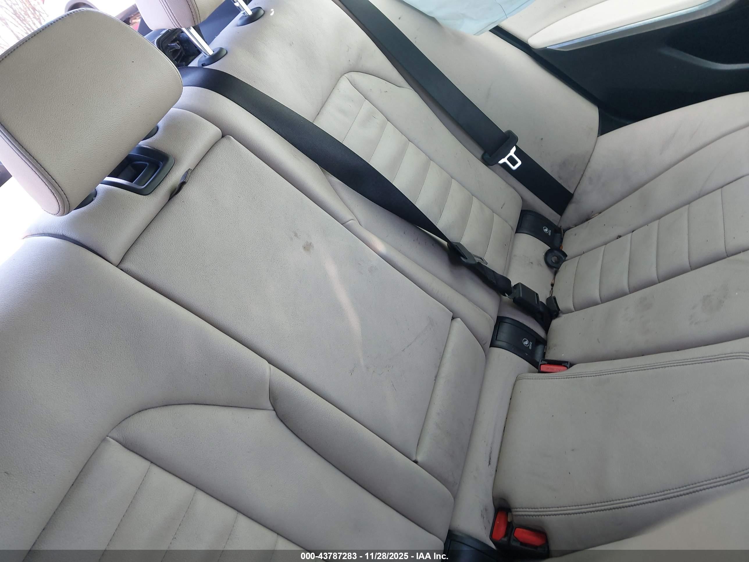 BMW 3 image 8