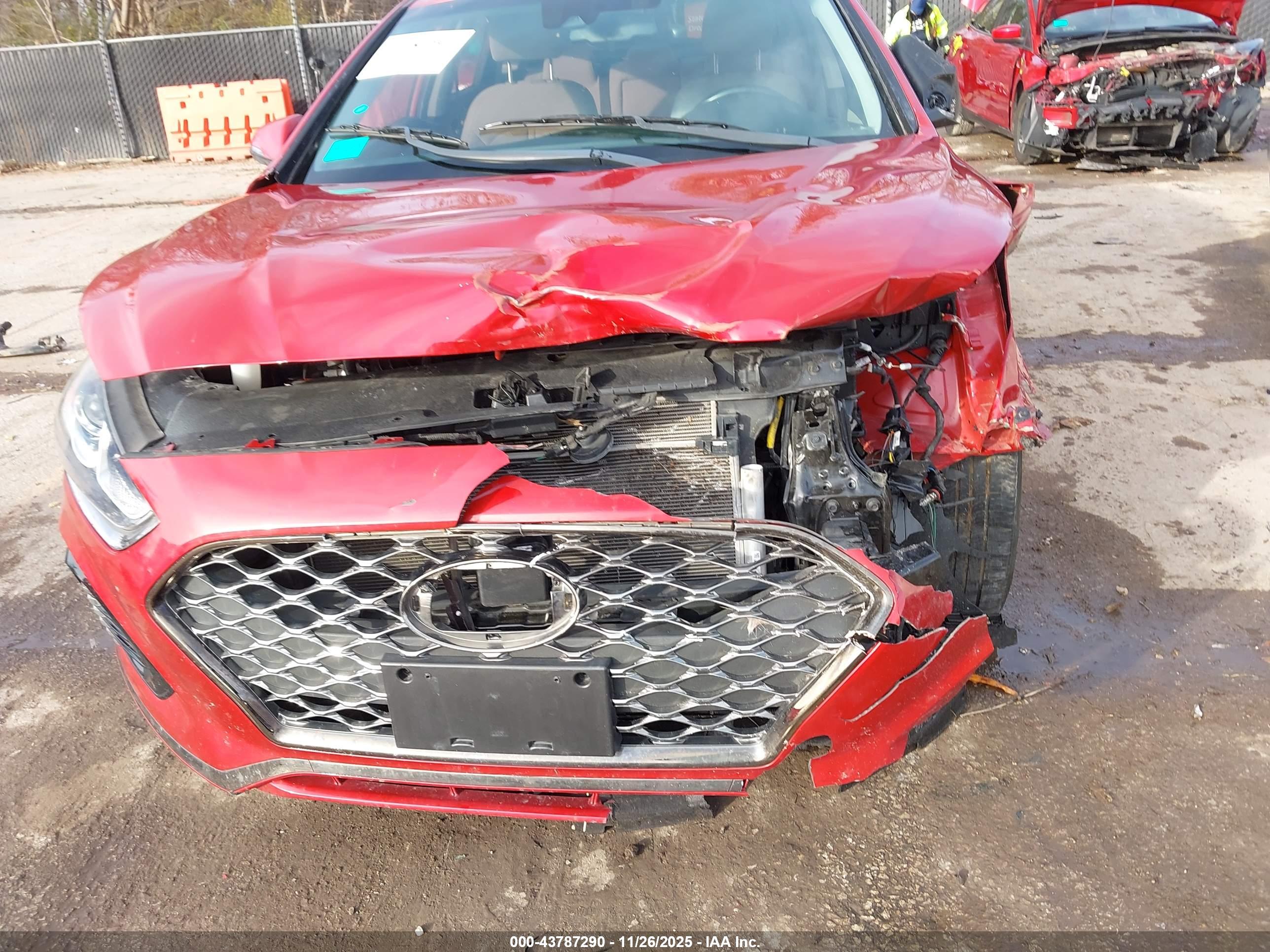 HYUNDAI SONATA image 6