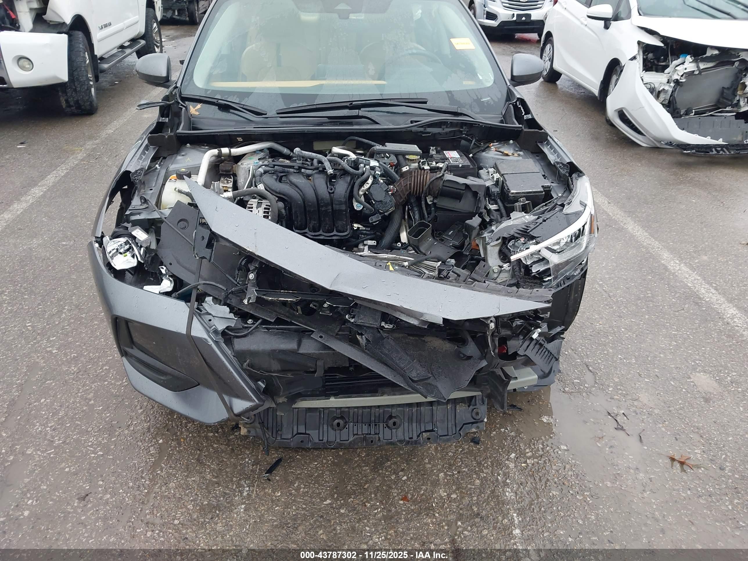 NISSAN SENTRA image 6